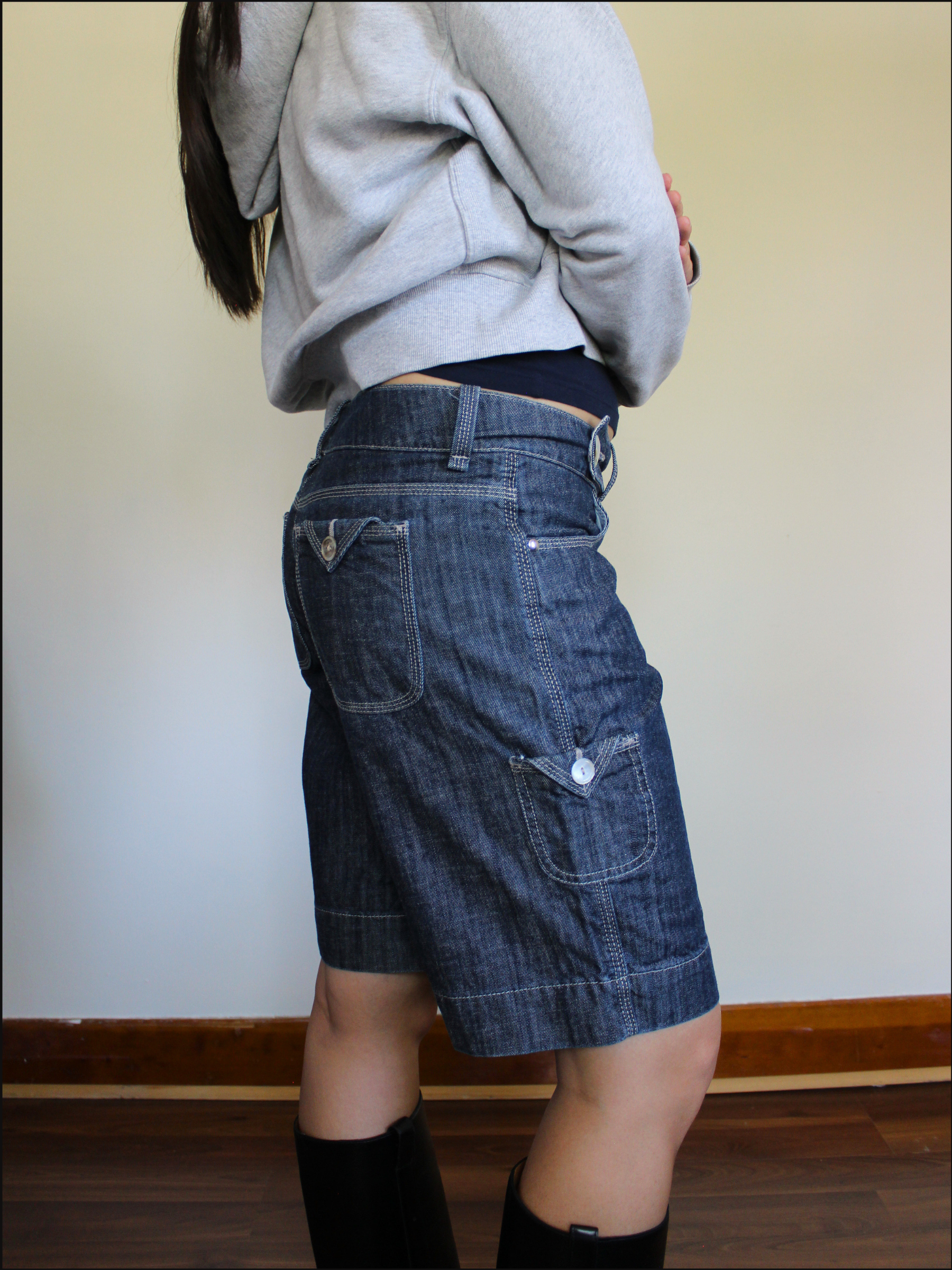 shell button shorts cover (2).png