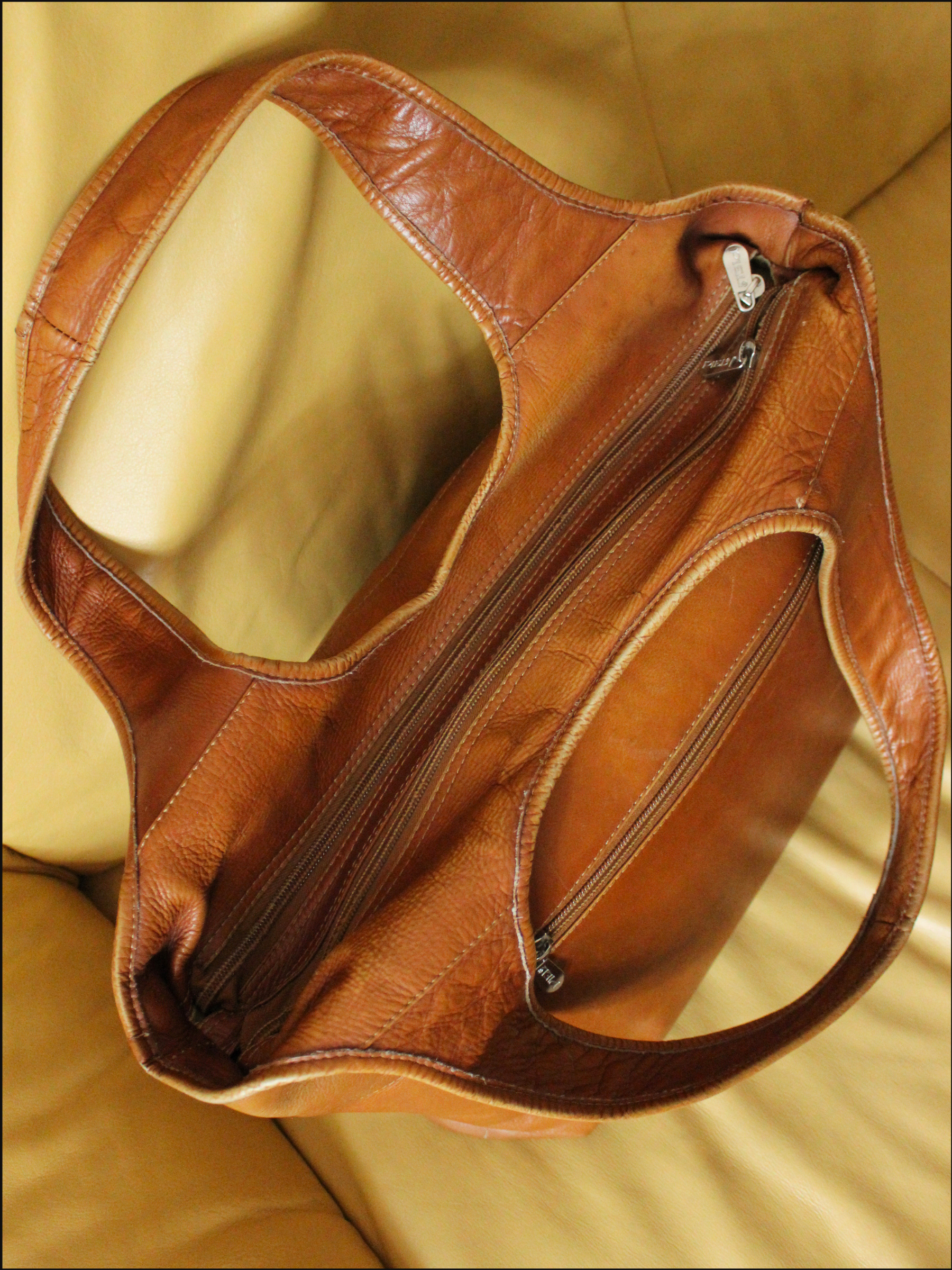 big leather bag cover (6).png