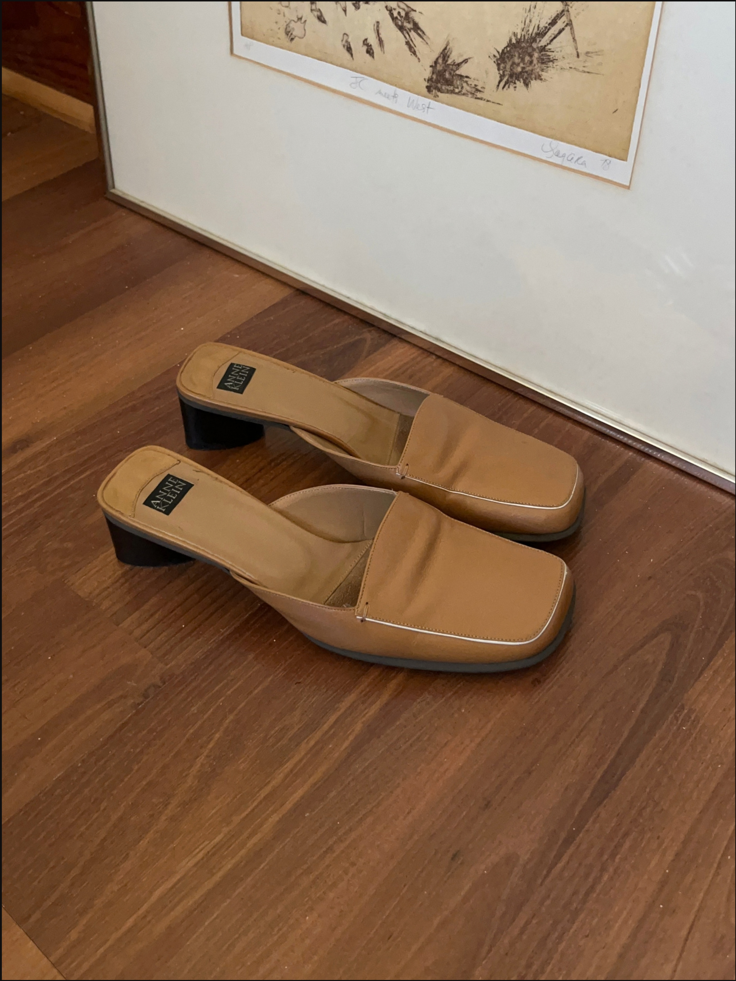 leather mules cover (3).png