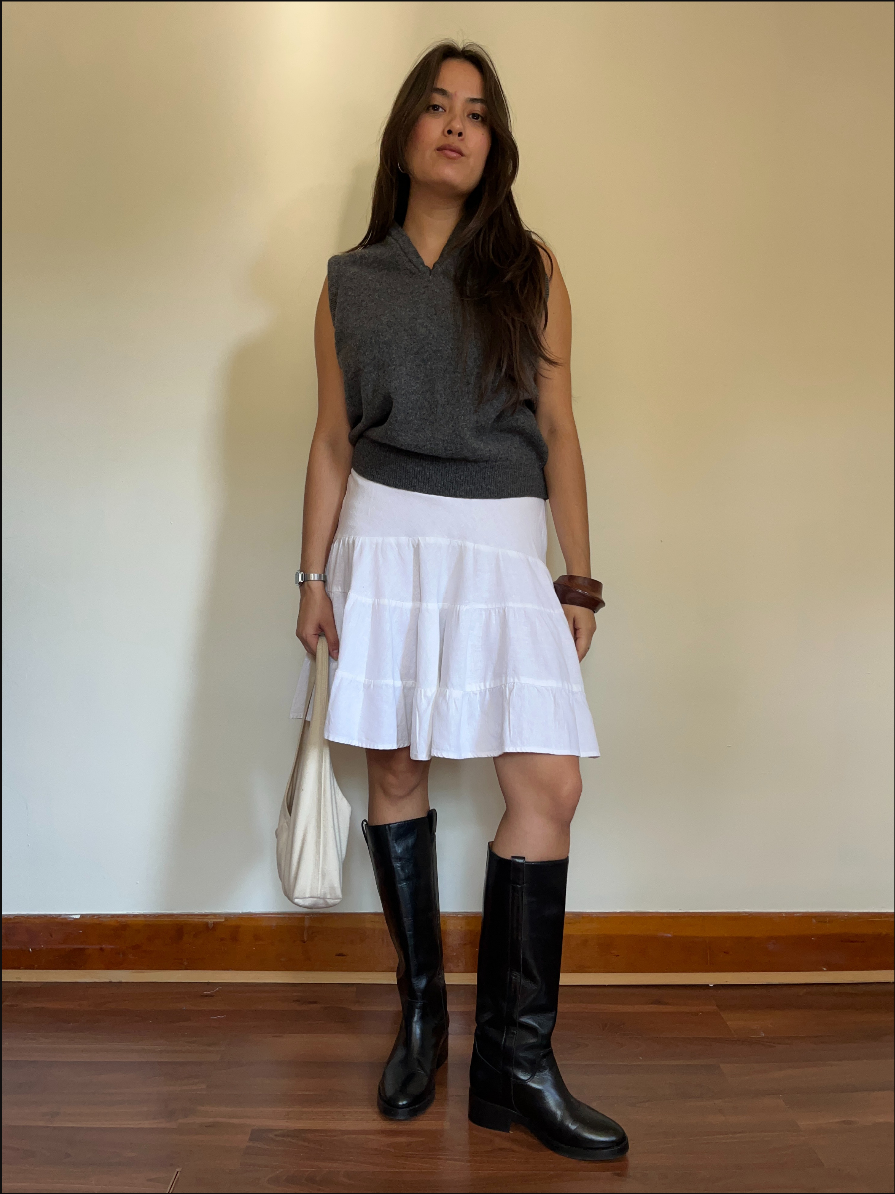 tiered linen skirt cover (8).png