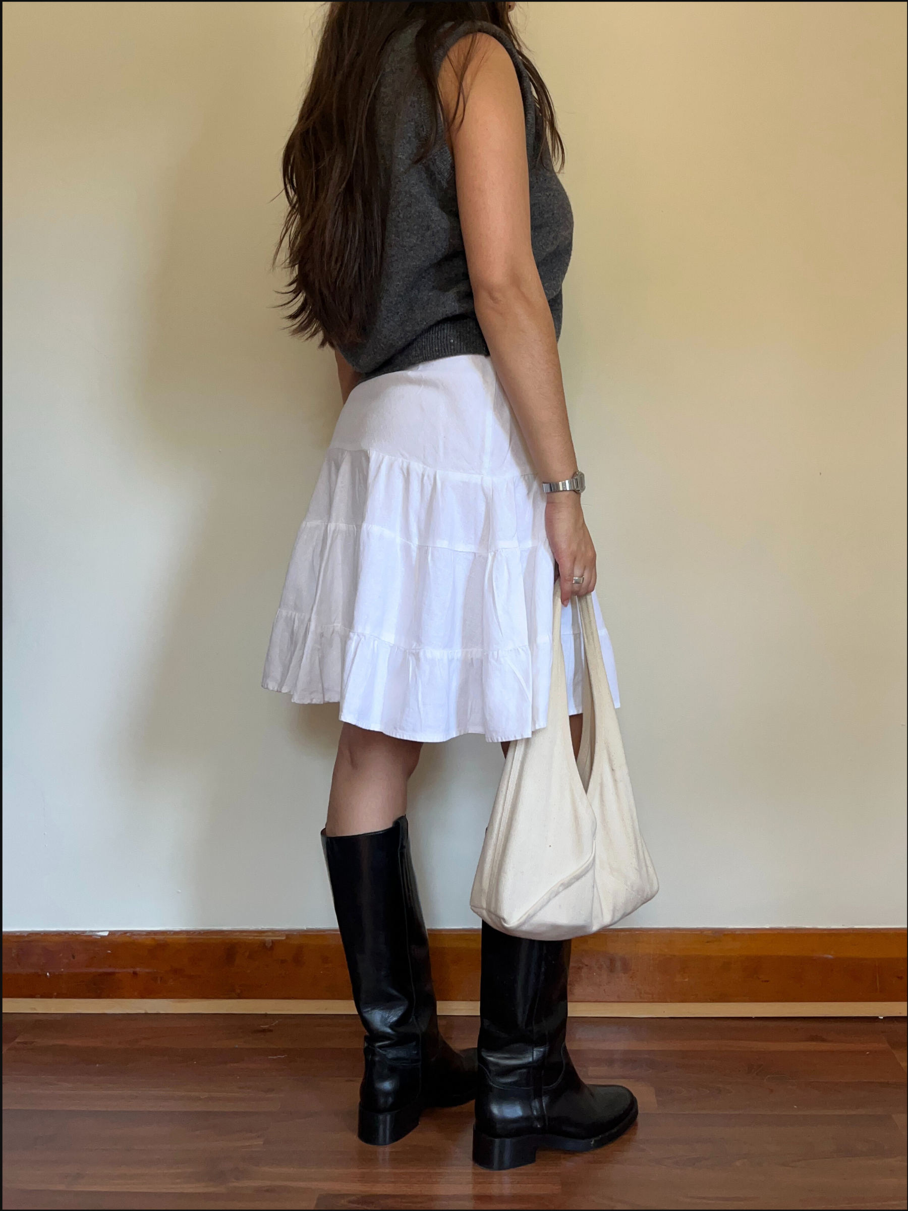 tiered linen skirt cover (7).png