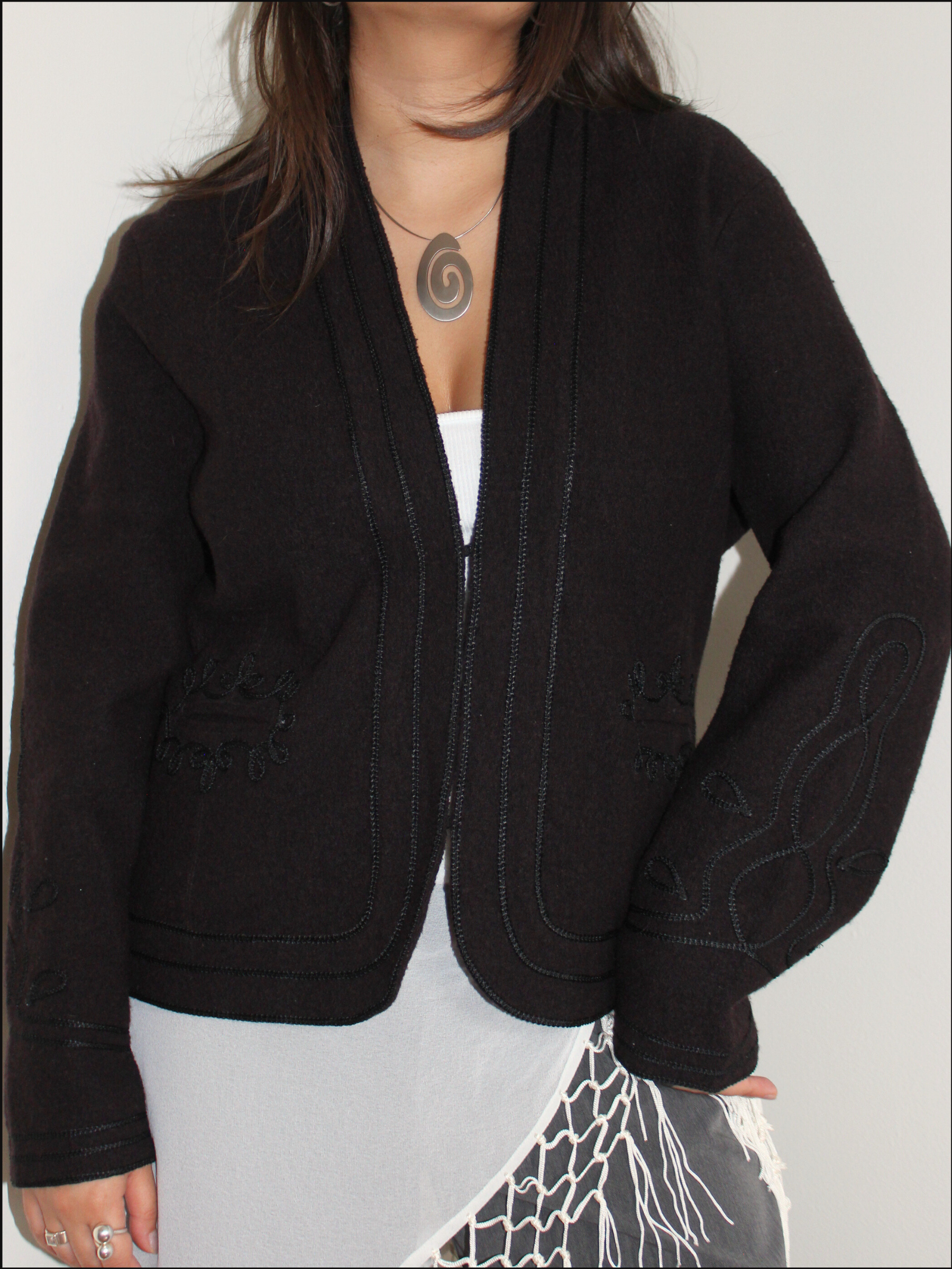 embroidered wool jacket cover (4).png