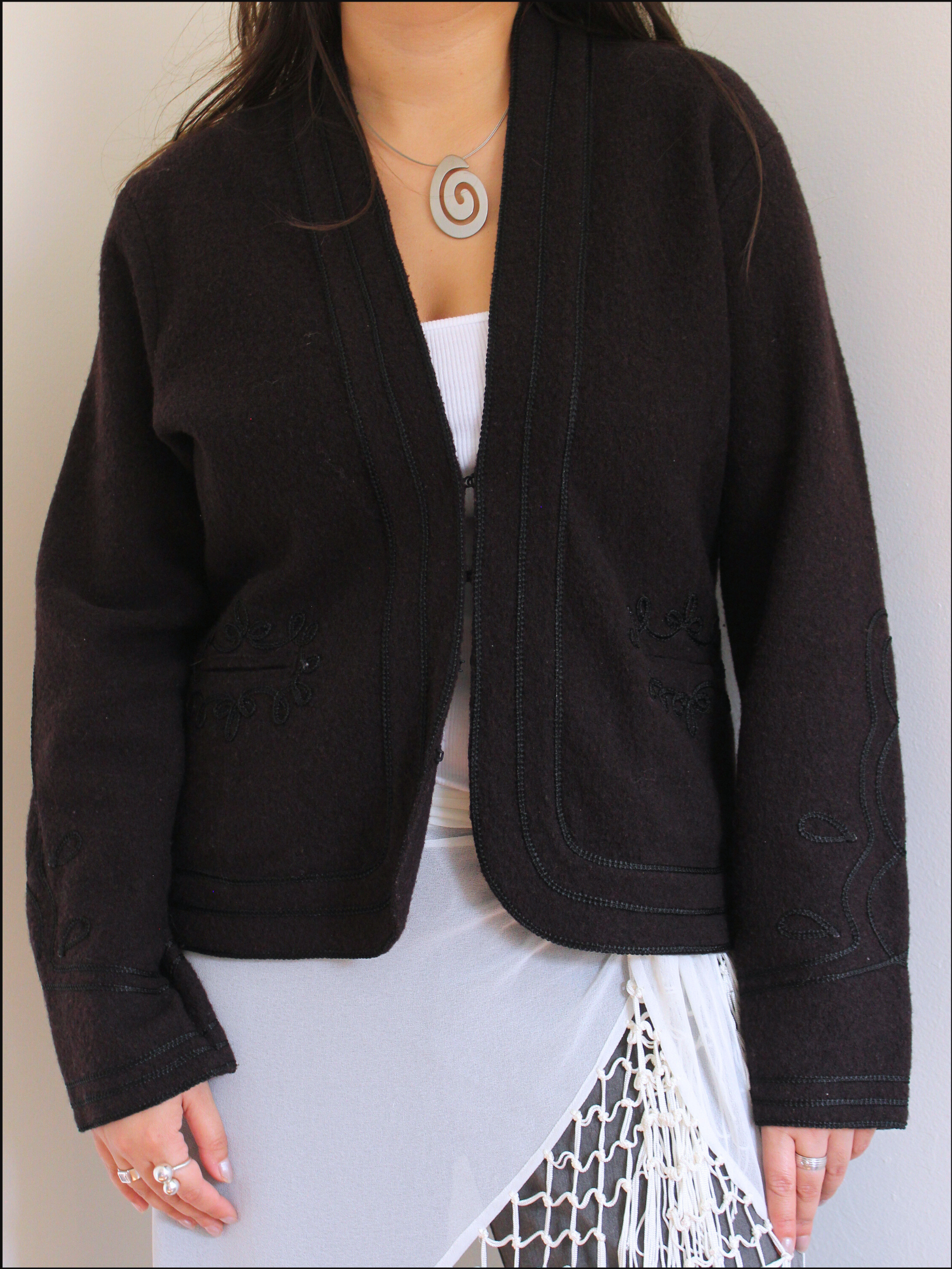 embroidered wool jacket cover (11).png