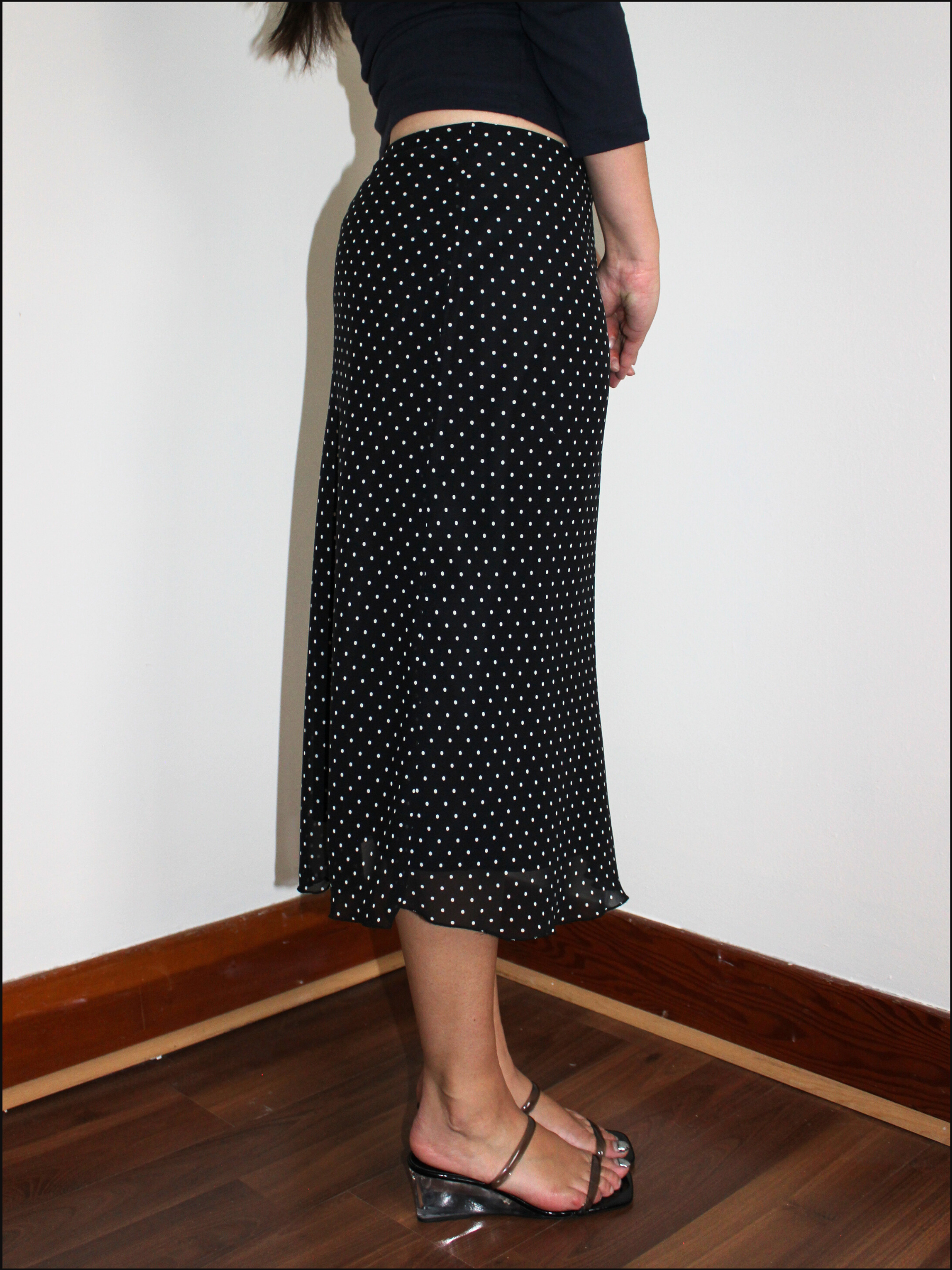 dot midi skirt cover (13).png