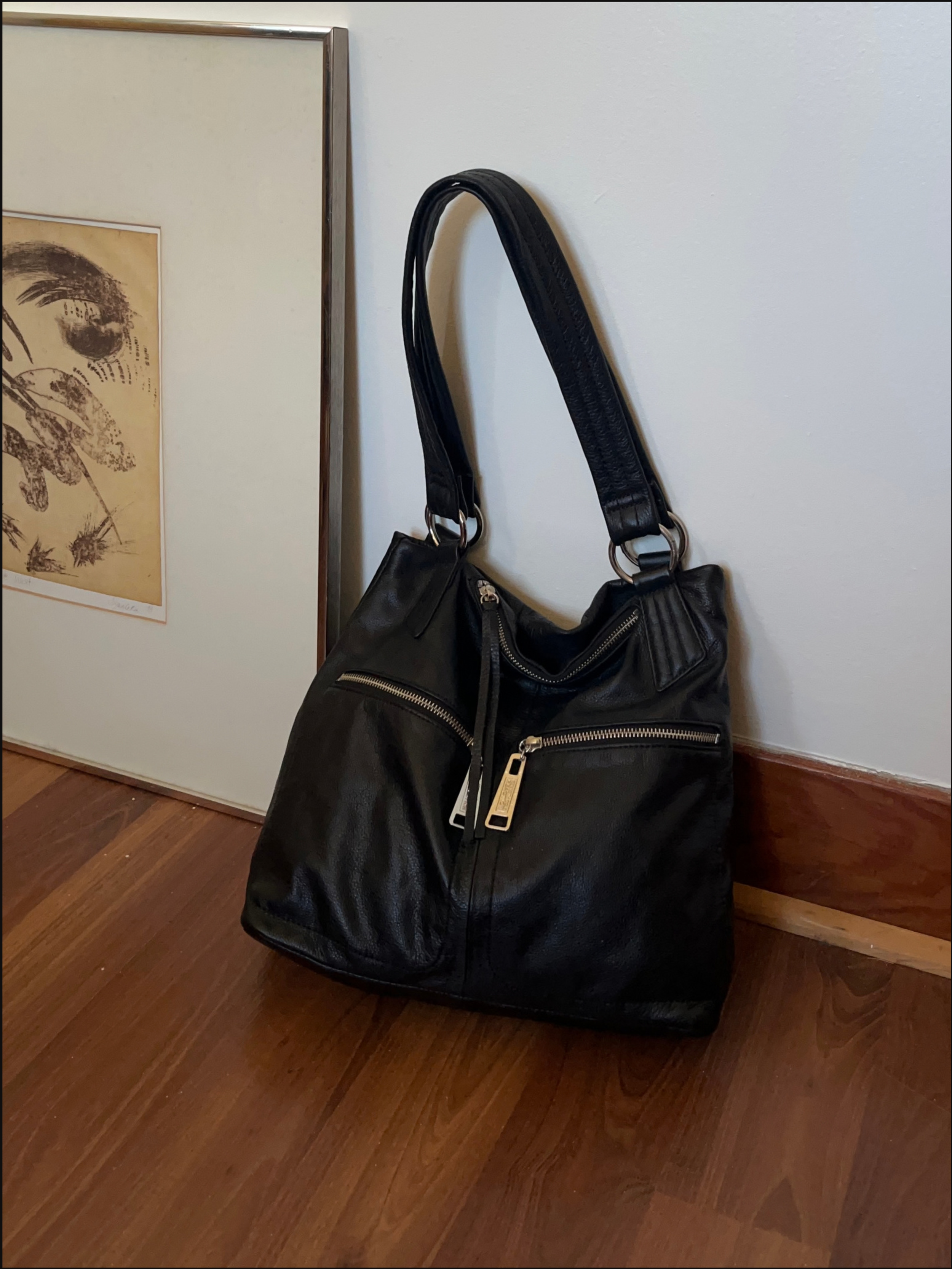 leather zip bag cover.png