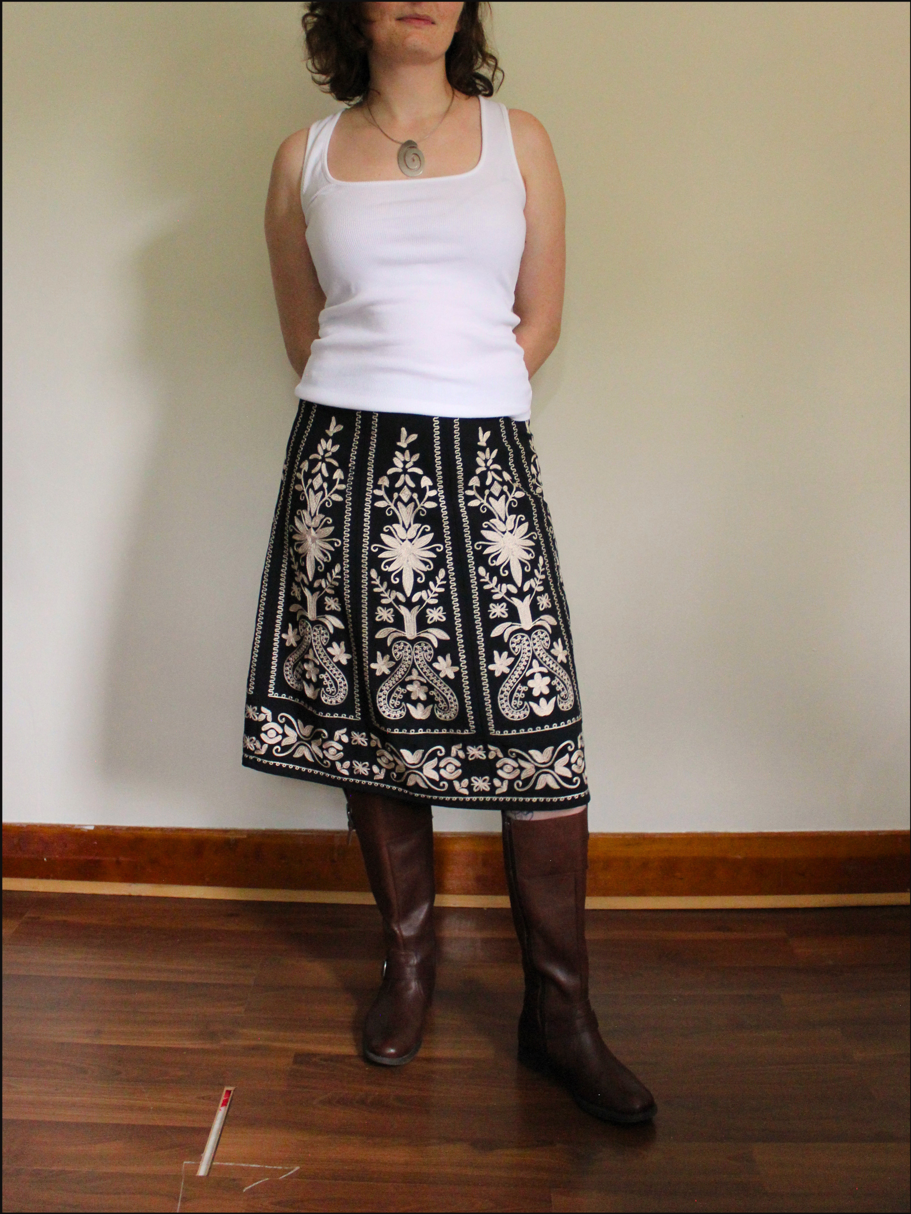 Folksy Embroidered Skirt — 30" Waist
