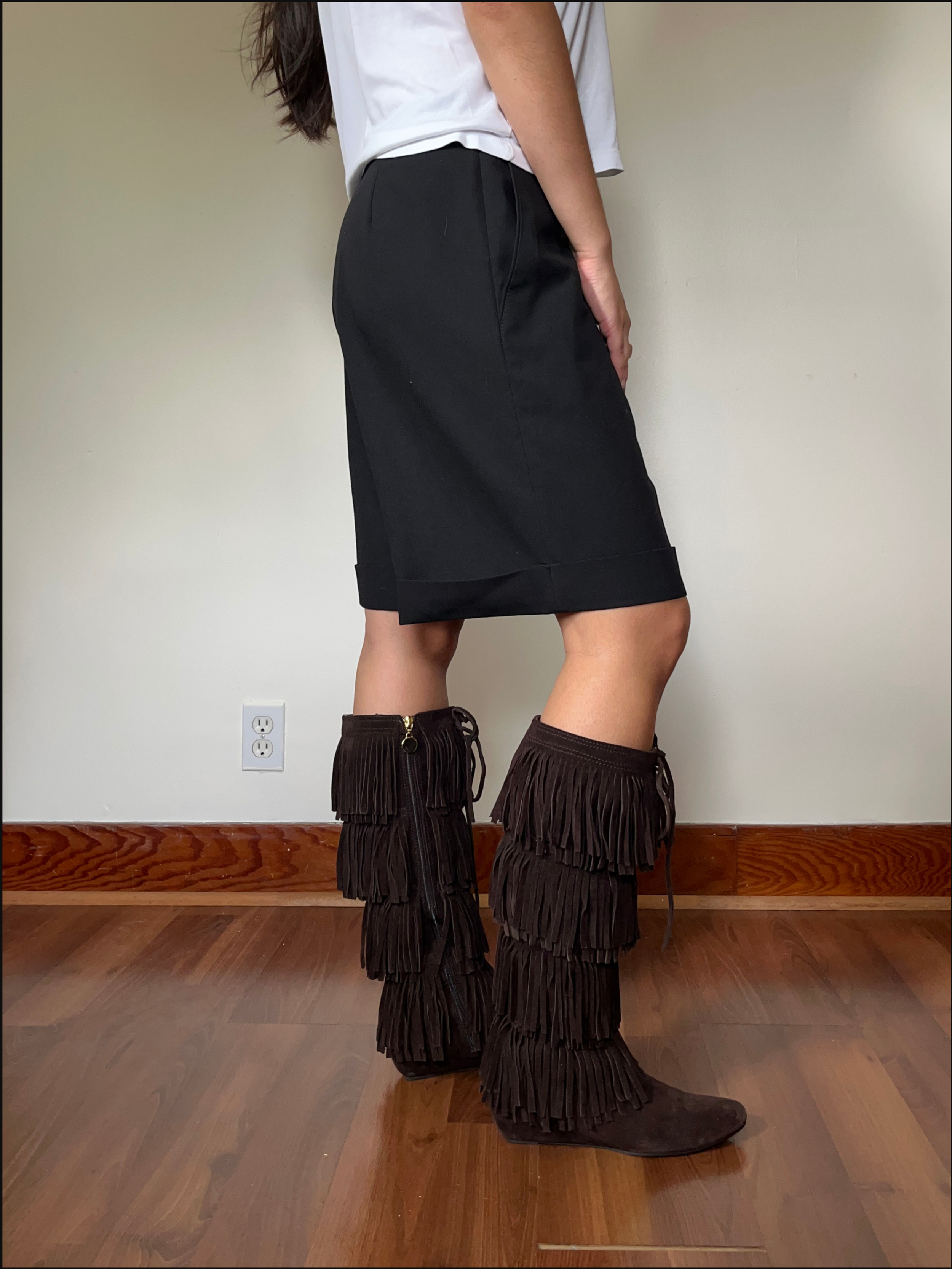 fringe boots cover (12).png
