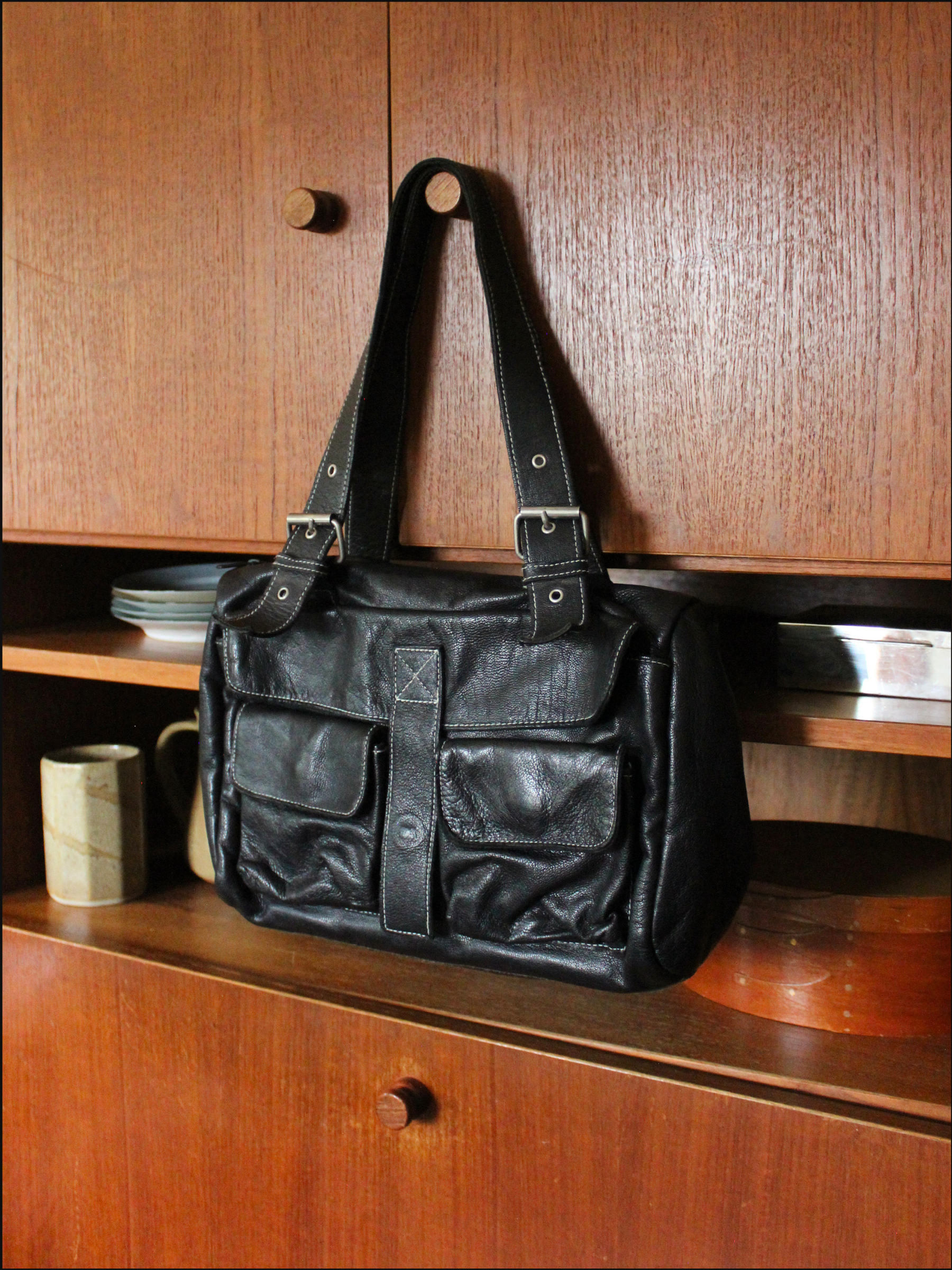 roots bag cover.png