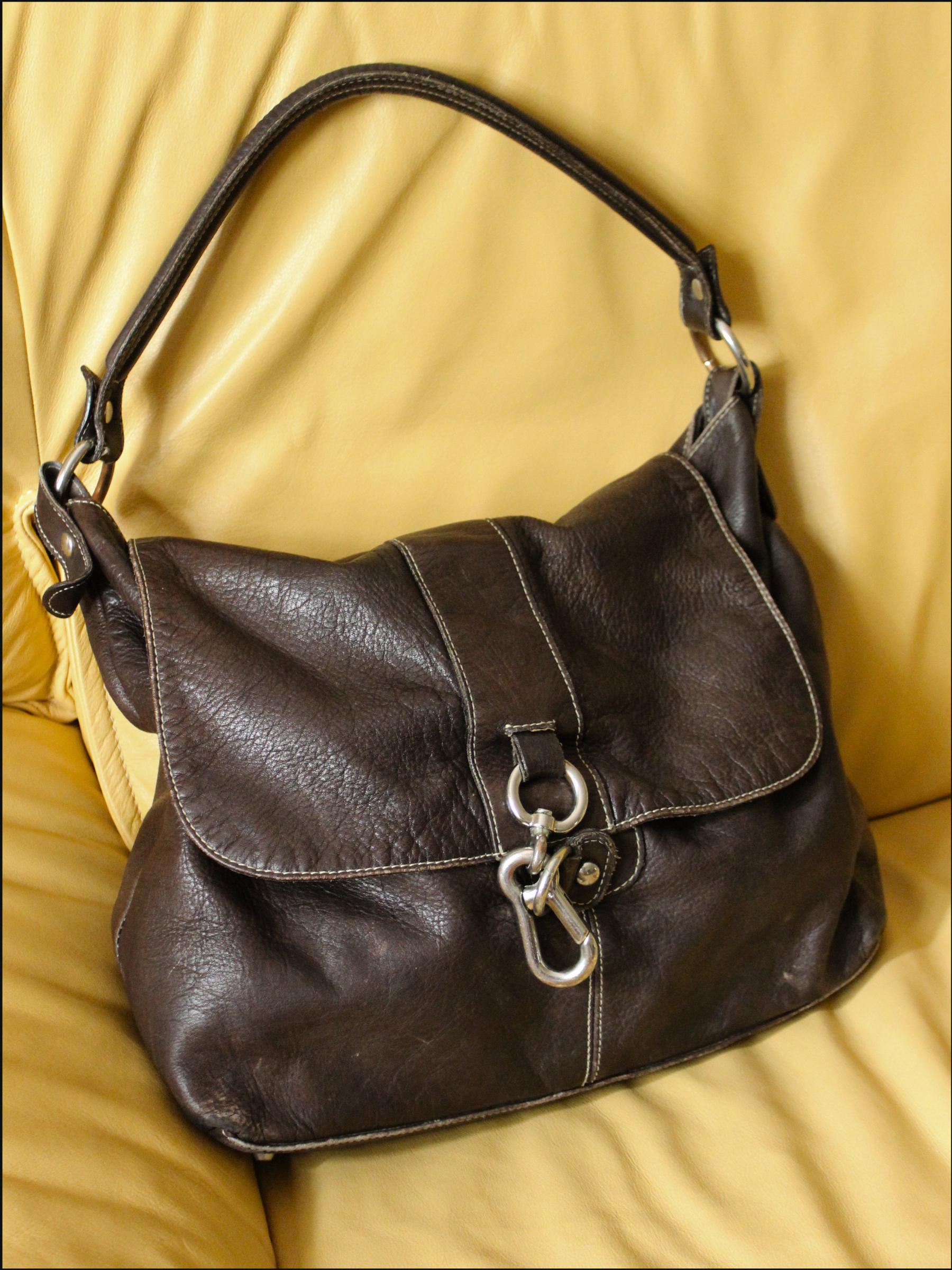 carabiner purse cover (2).png