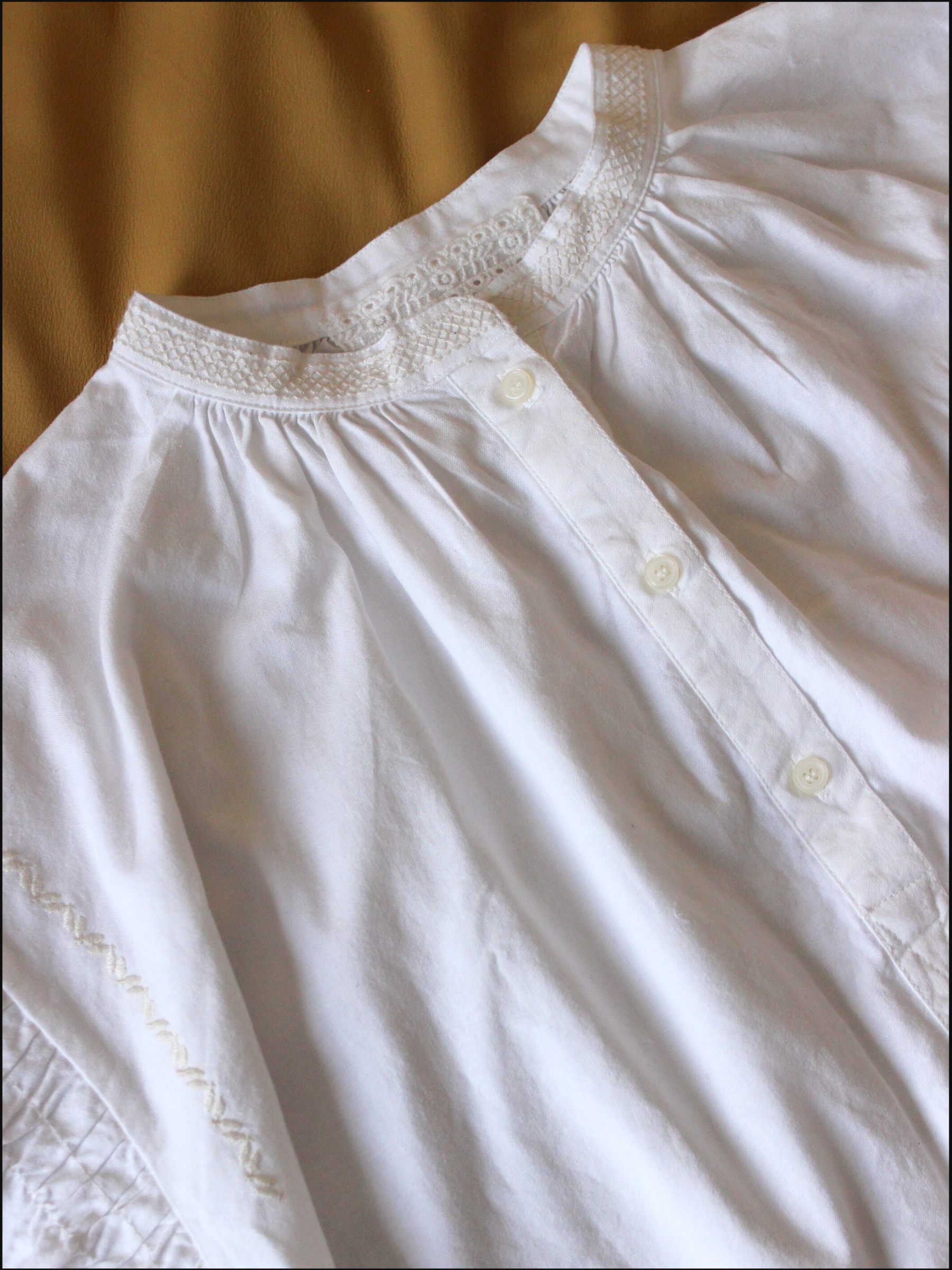 embroidered smock puff top cover (4).png