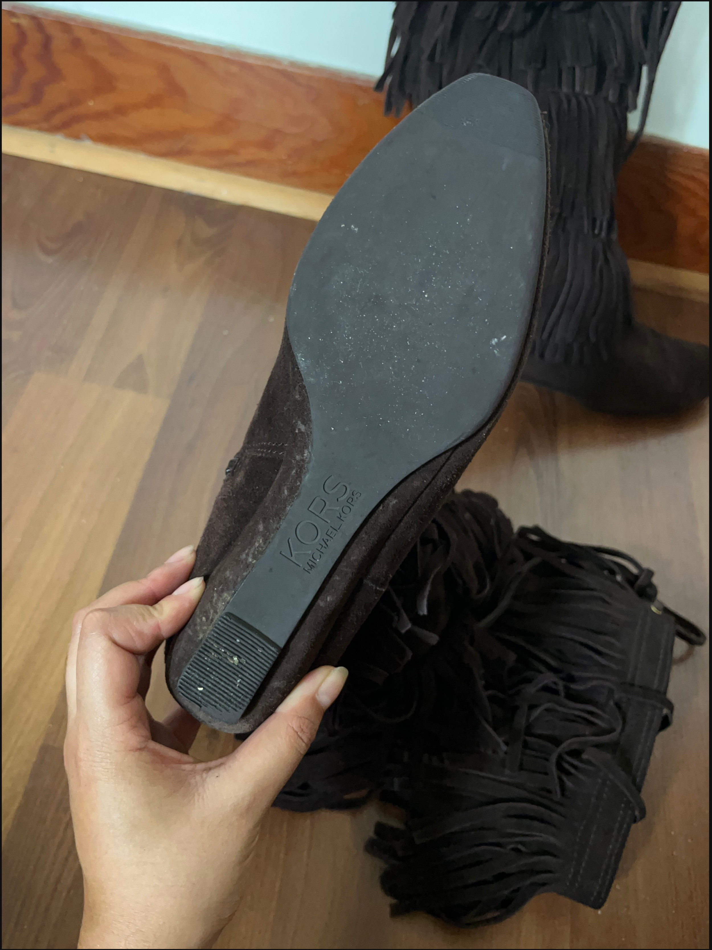 fringe boots cover (6).png
