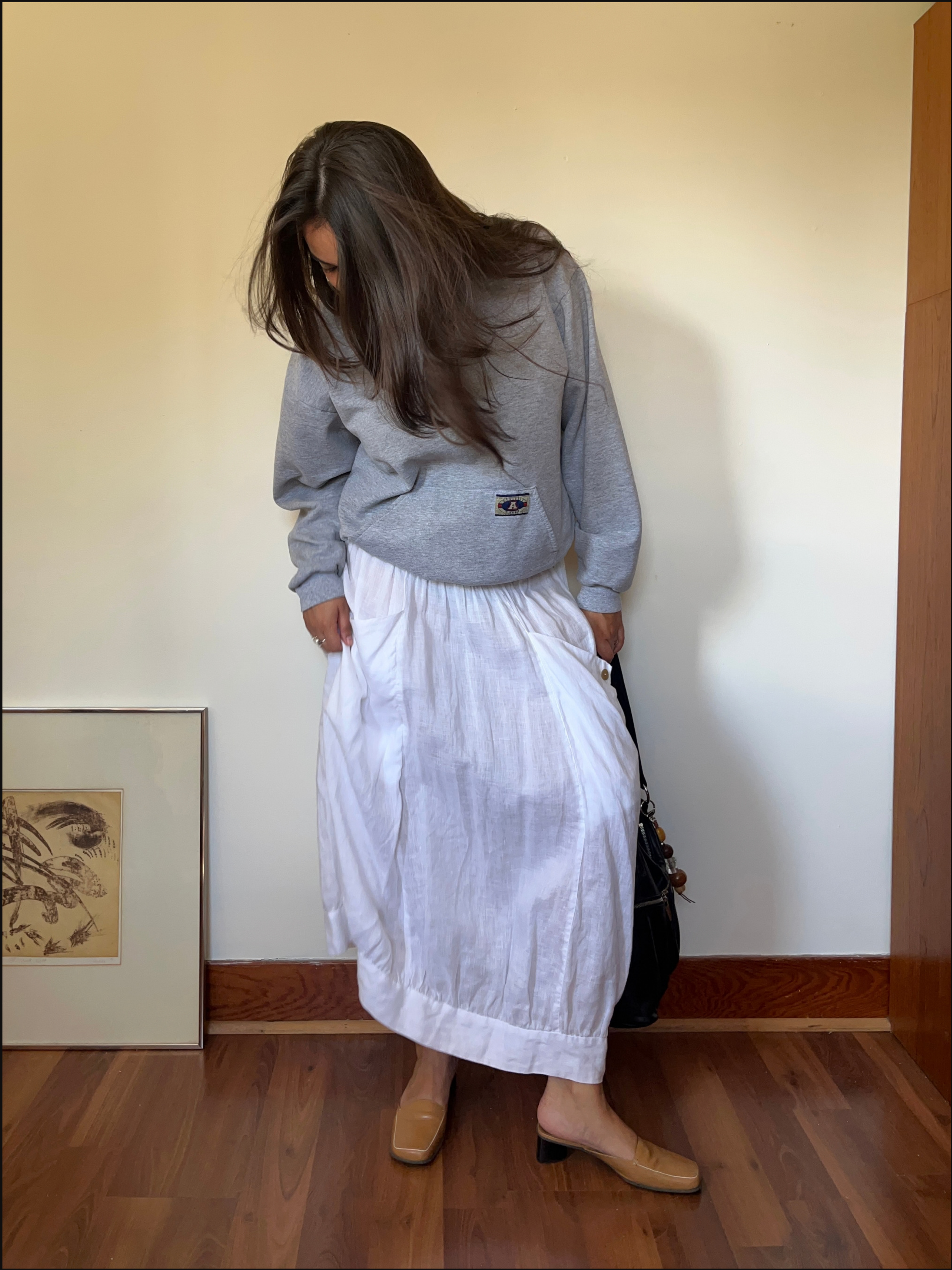 linen skirt cover.png