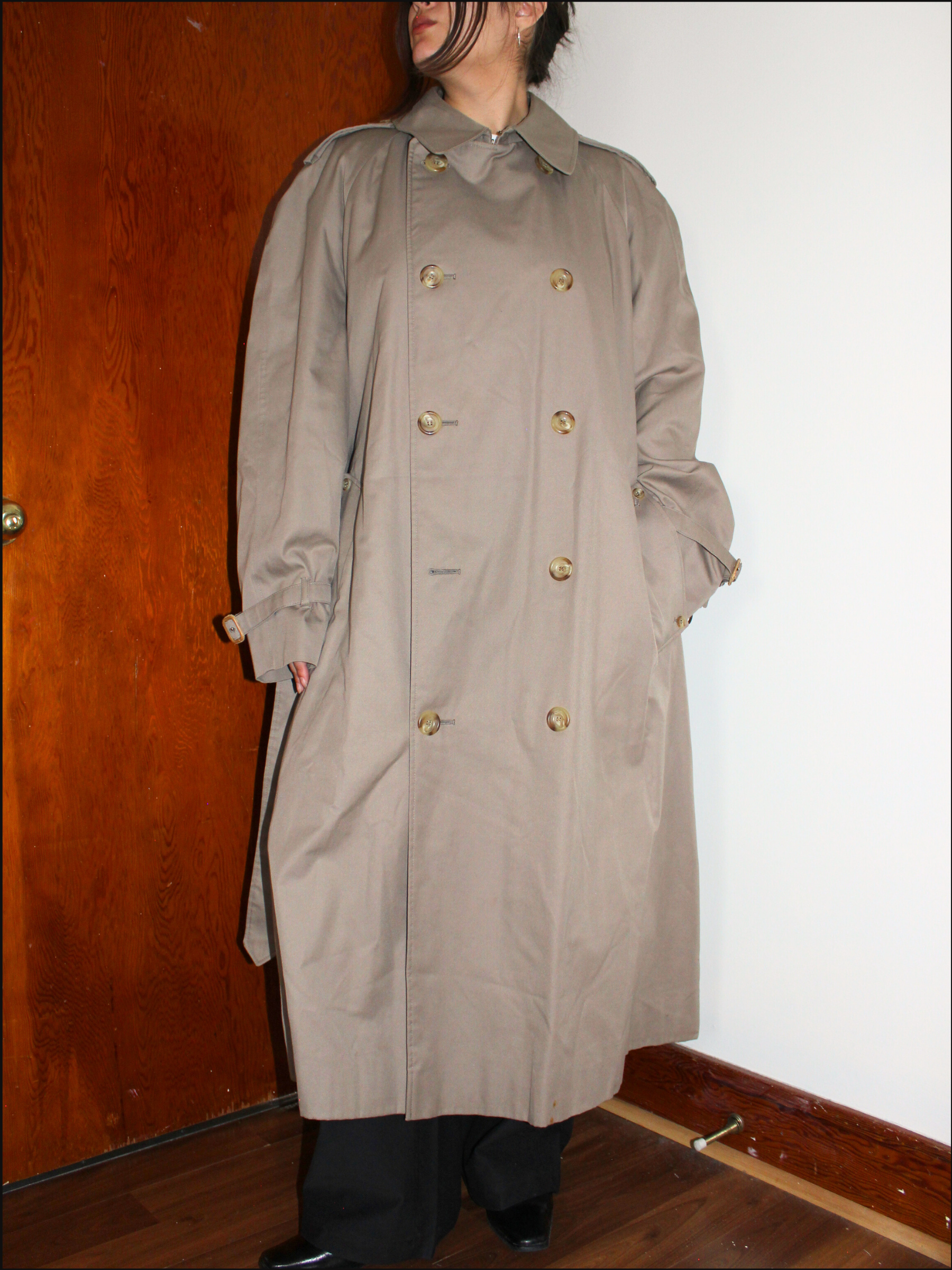 aquascutum trench cover (13).png
