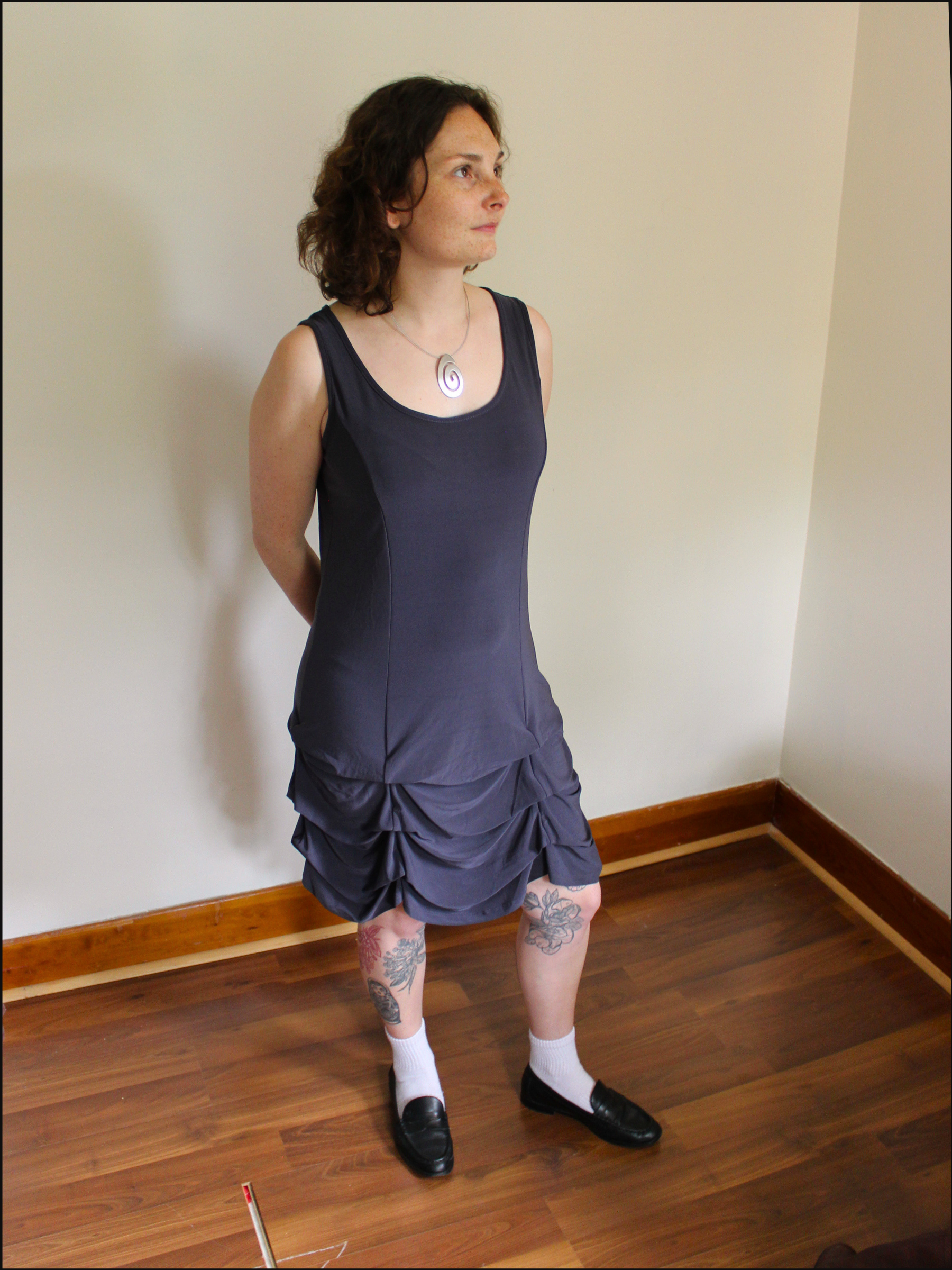 Shadow Ruched Dress — M