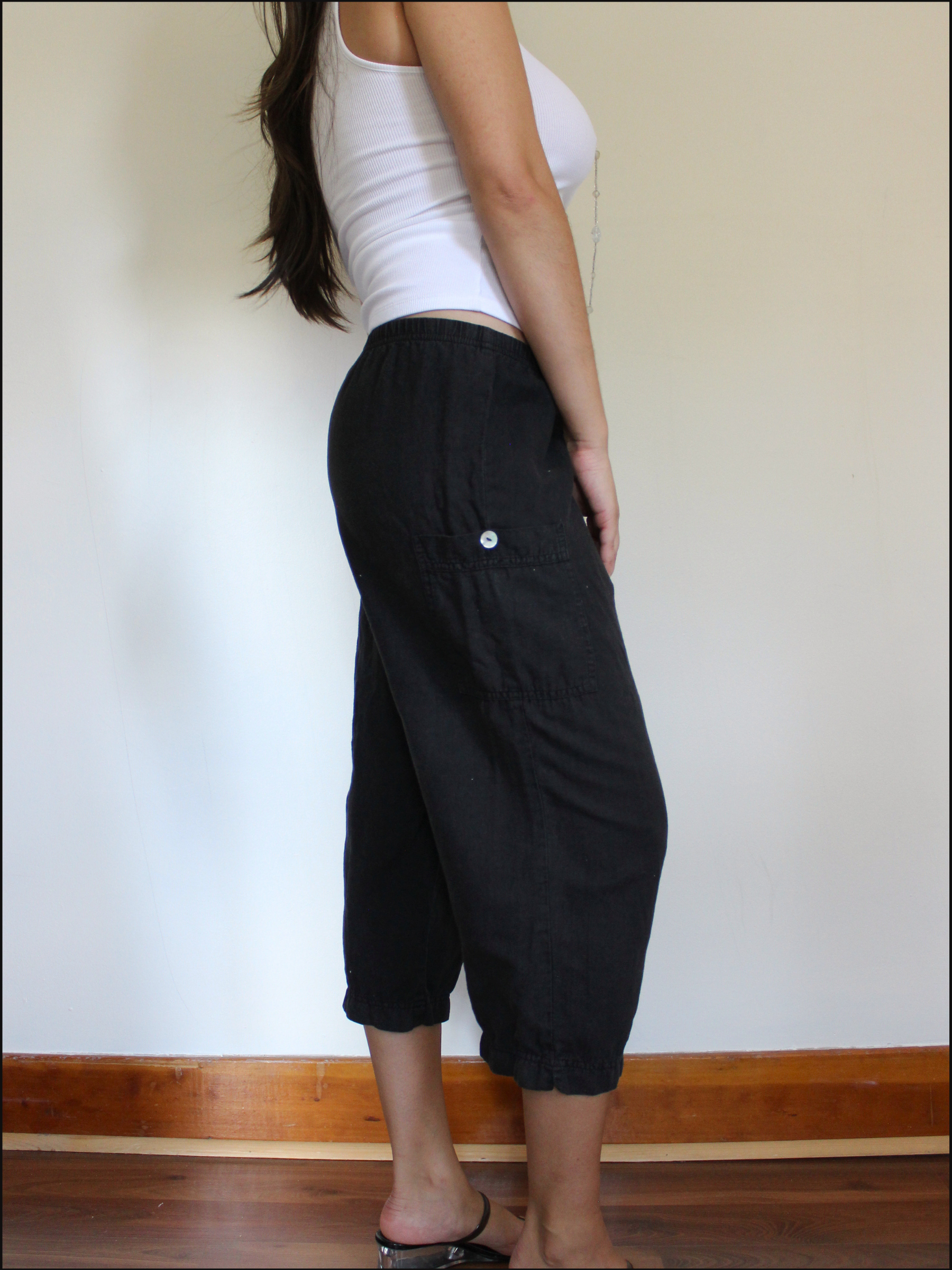 Linen Capris w/ Shell Buttons — 27-32" Waist