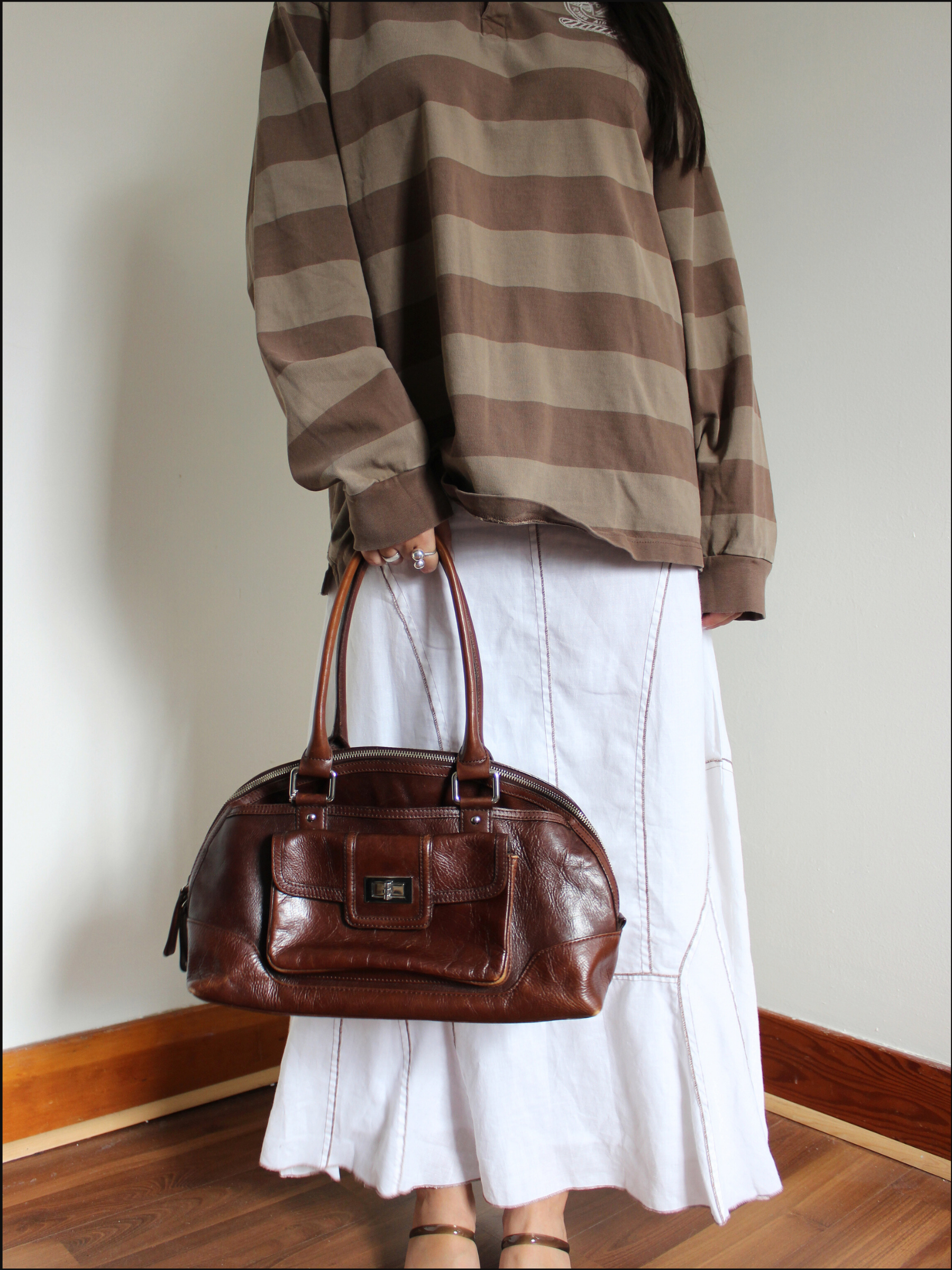 danier bag cover (4).png