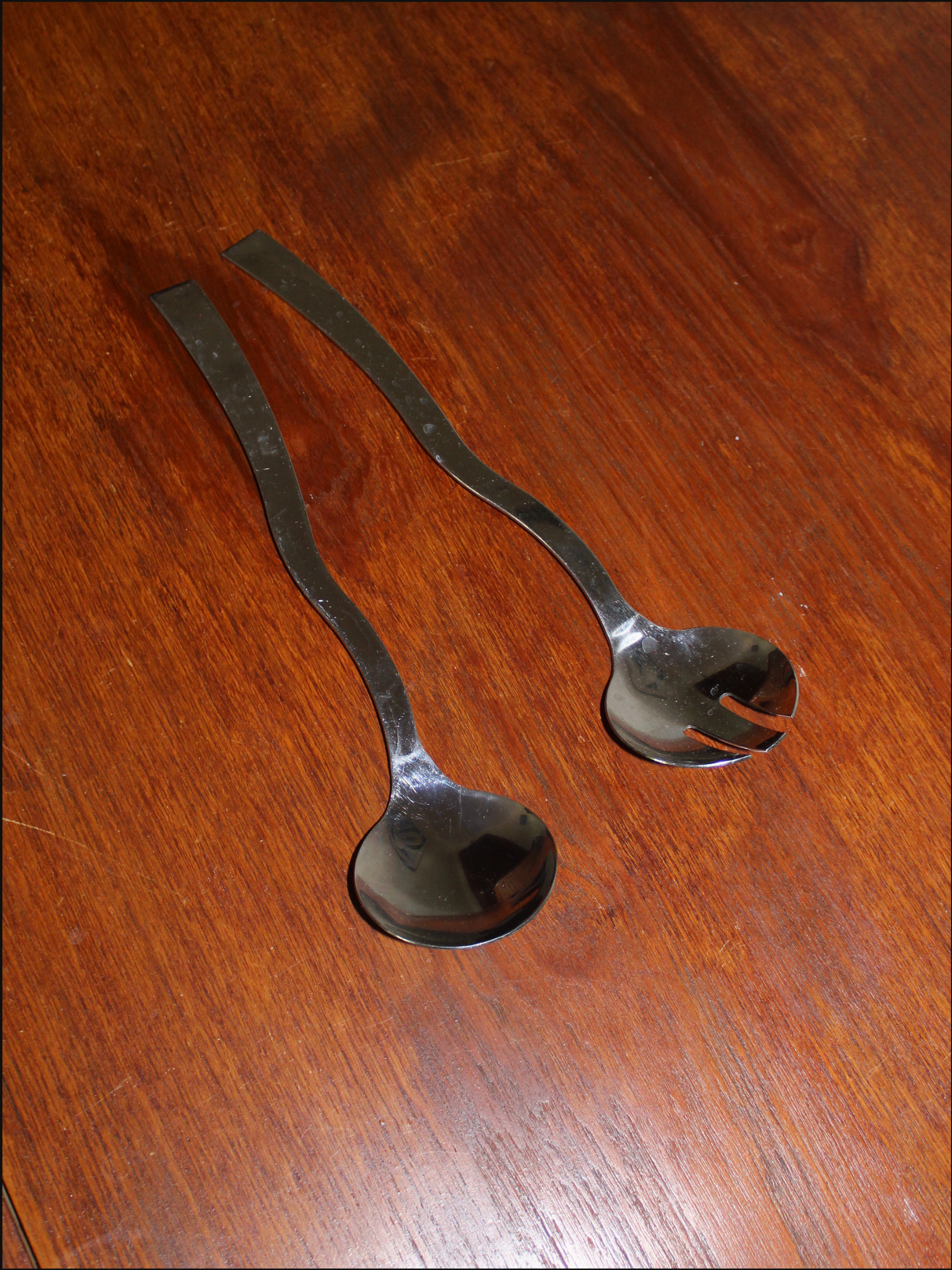 wavy utensils cover (7).png