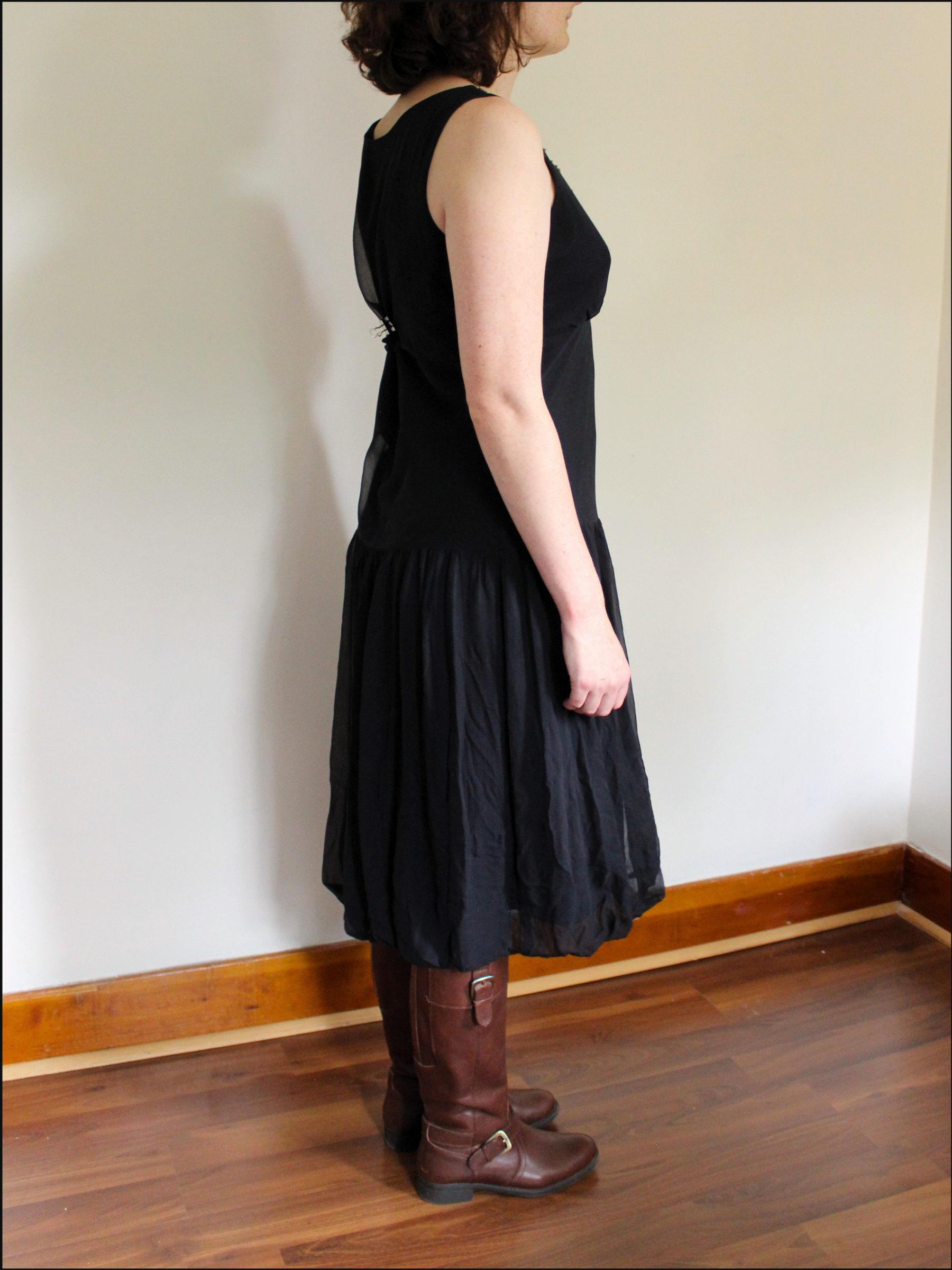silk bubble dress cover (4).png
