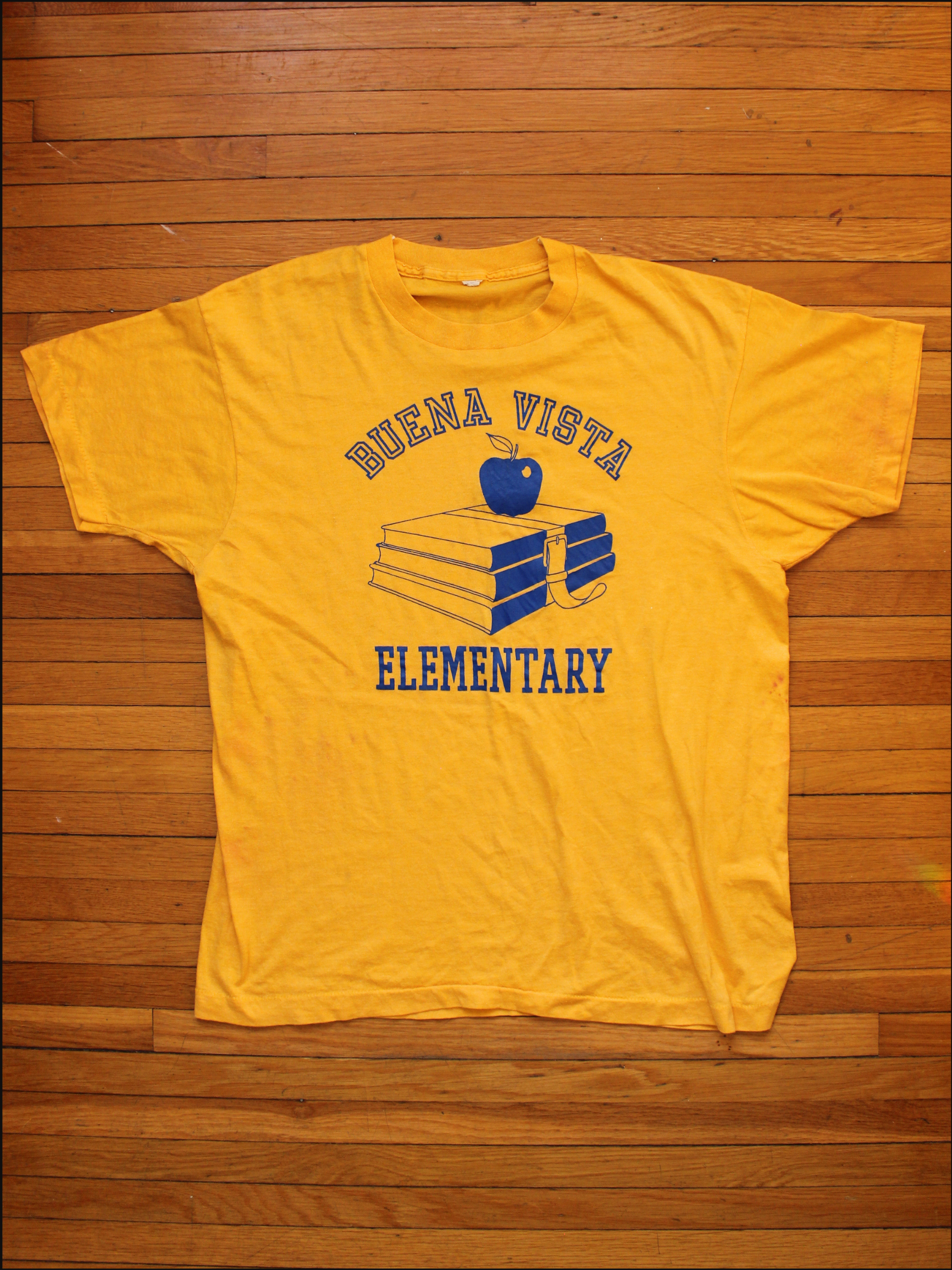 Buena Vista Single Stitch Tee — L