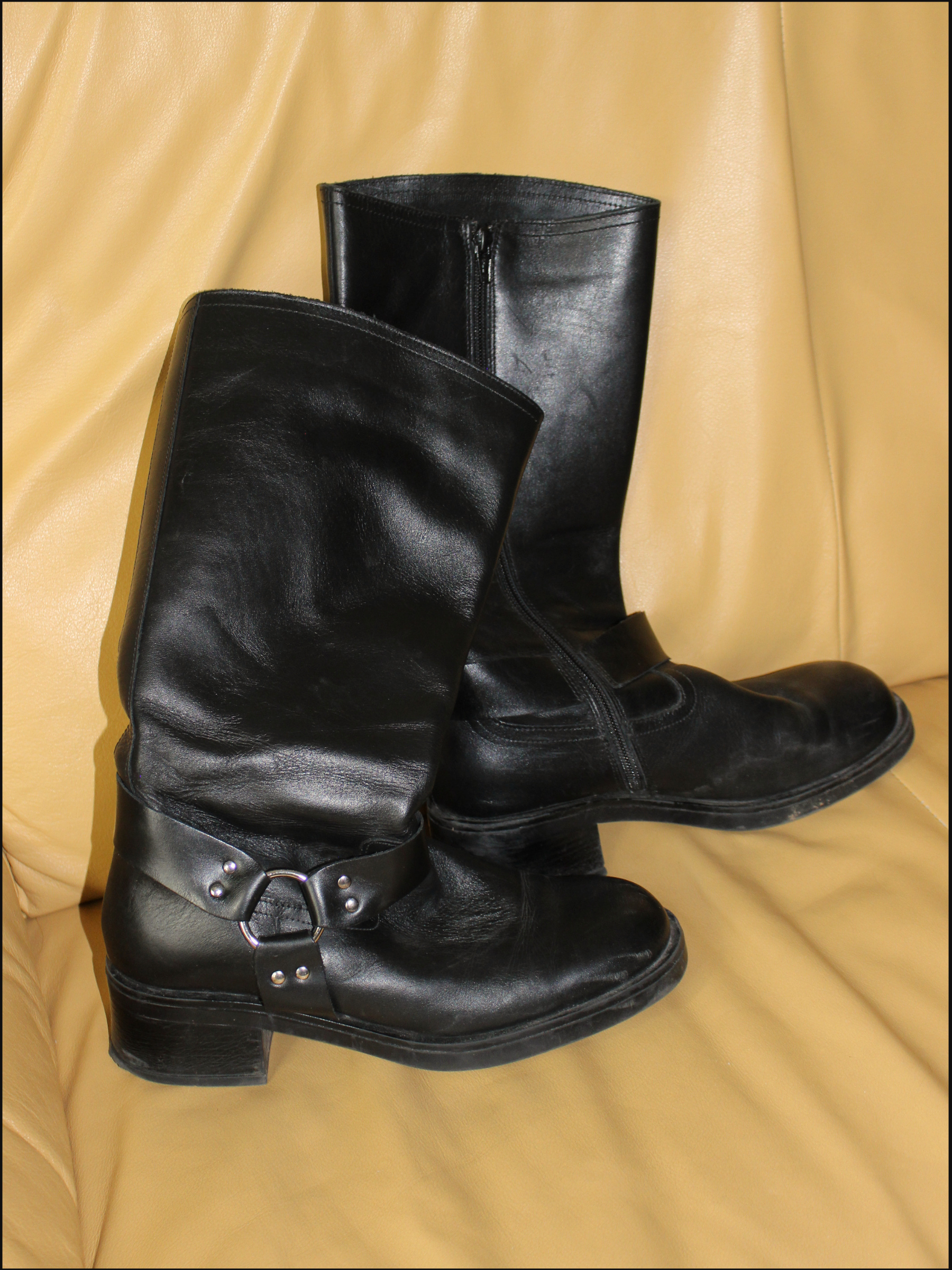 harness boots cover (5).png