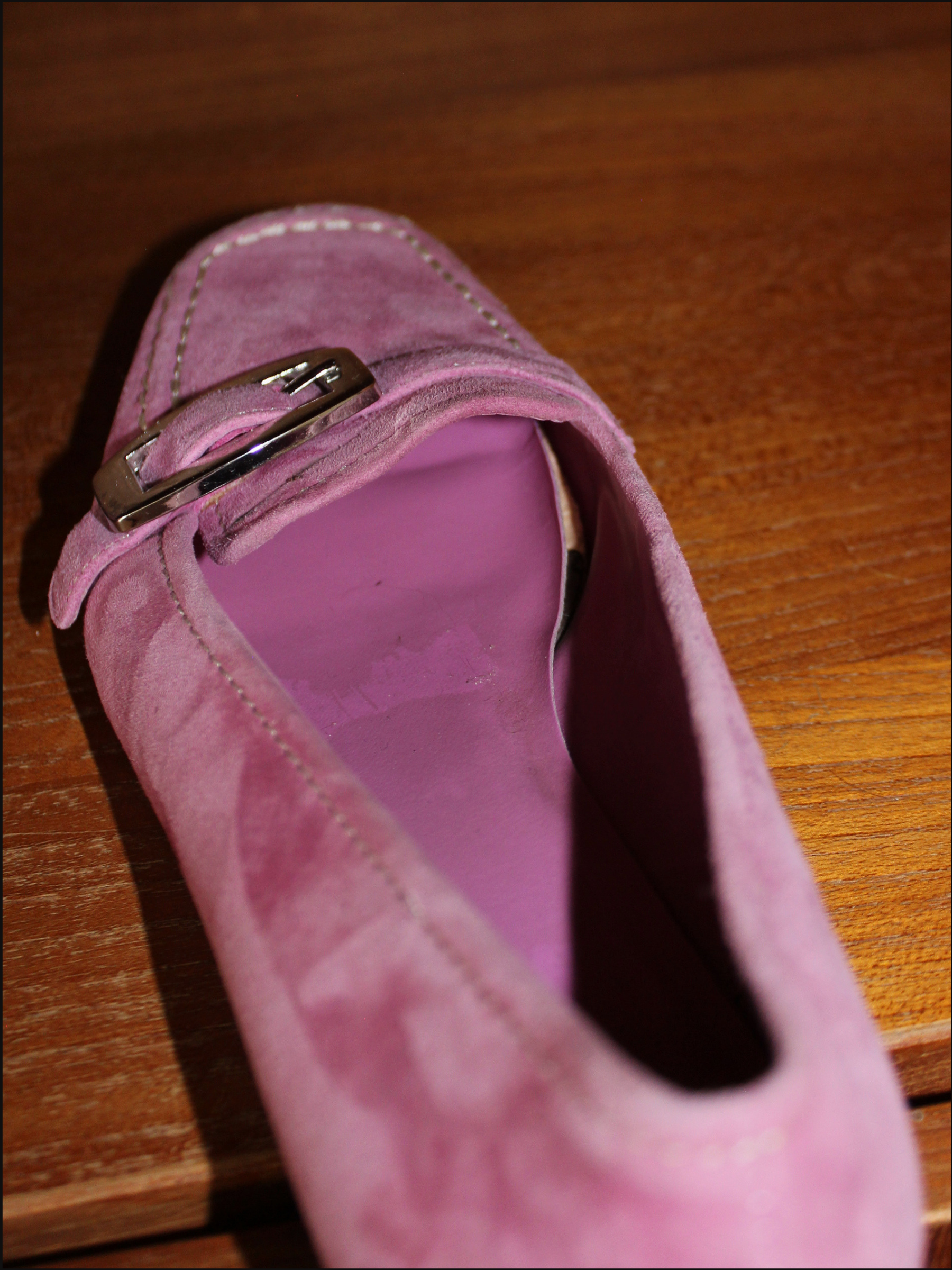 pink shoes cover (2).png