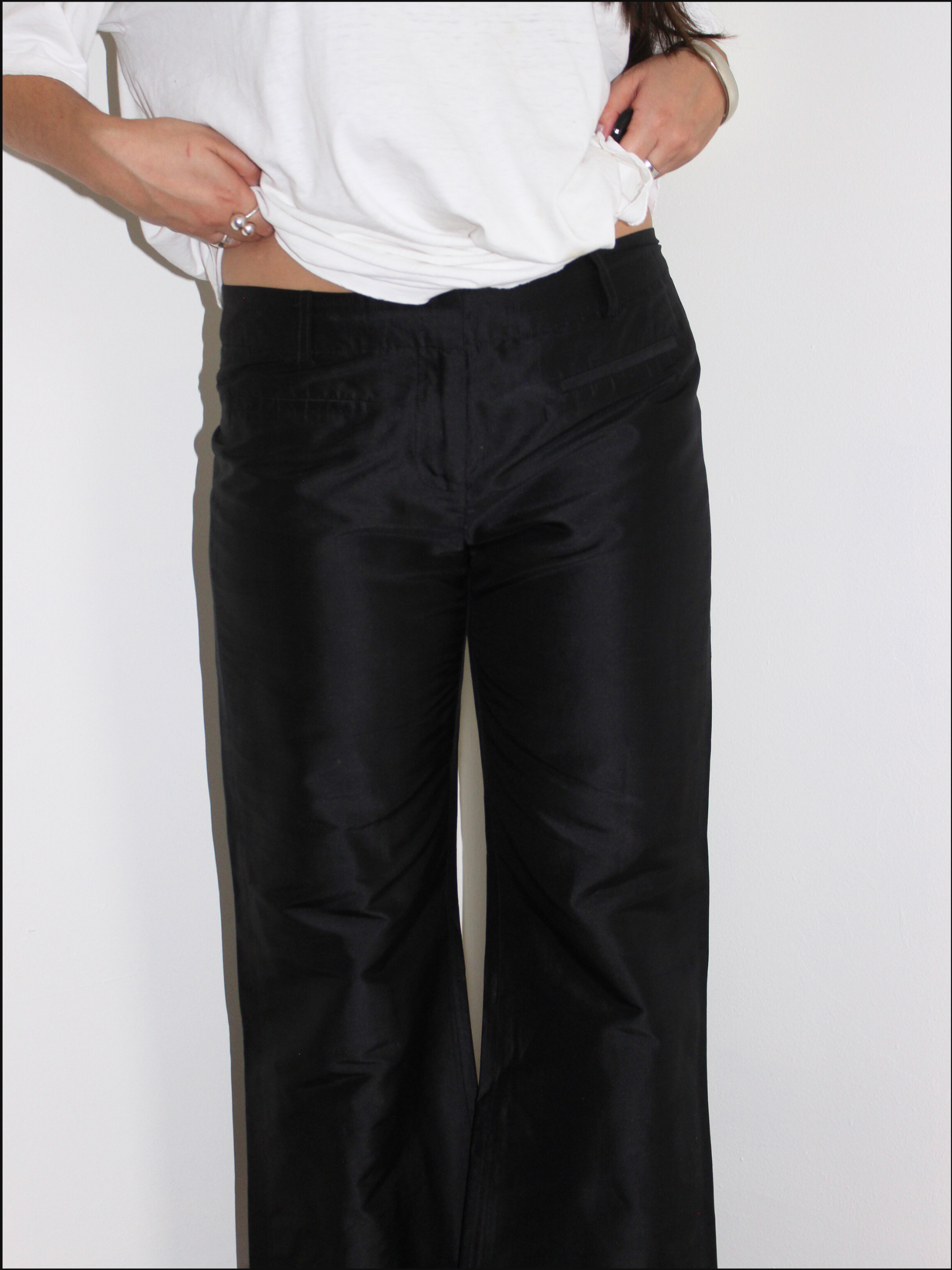 silk crop pants cover (7).png