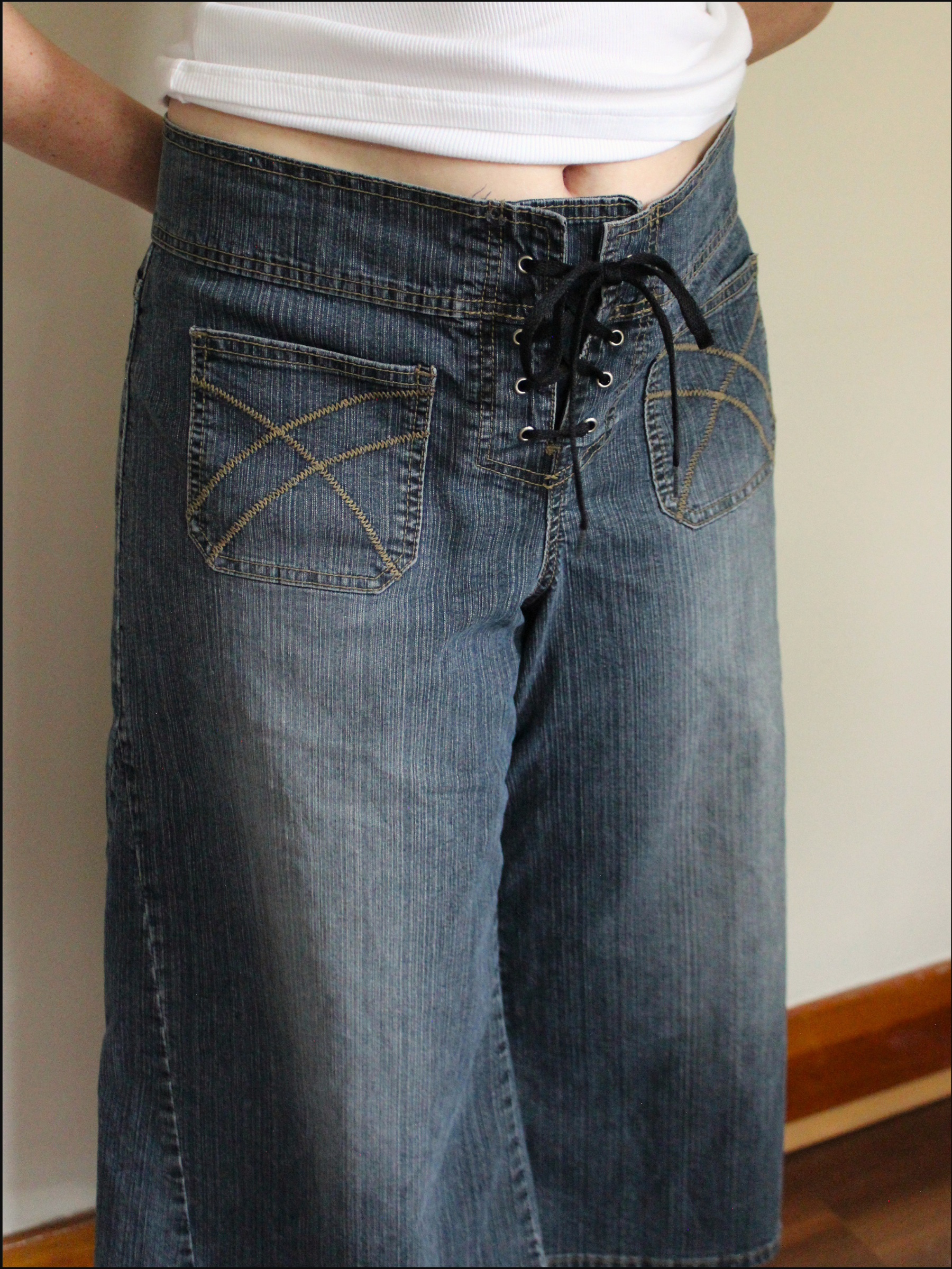 denim capris cover (5).png