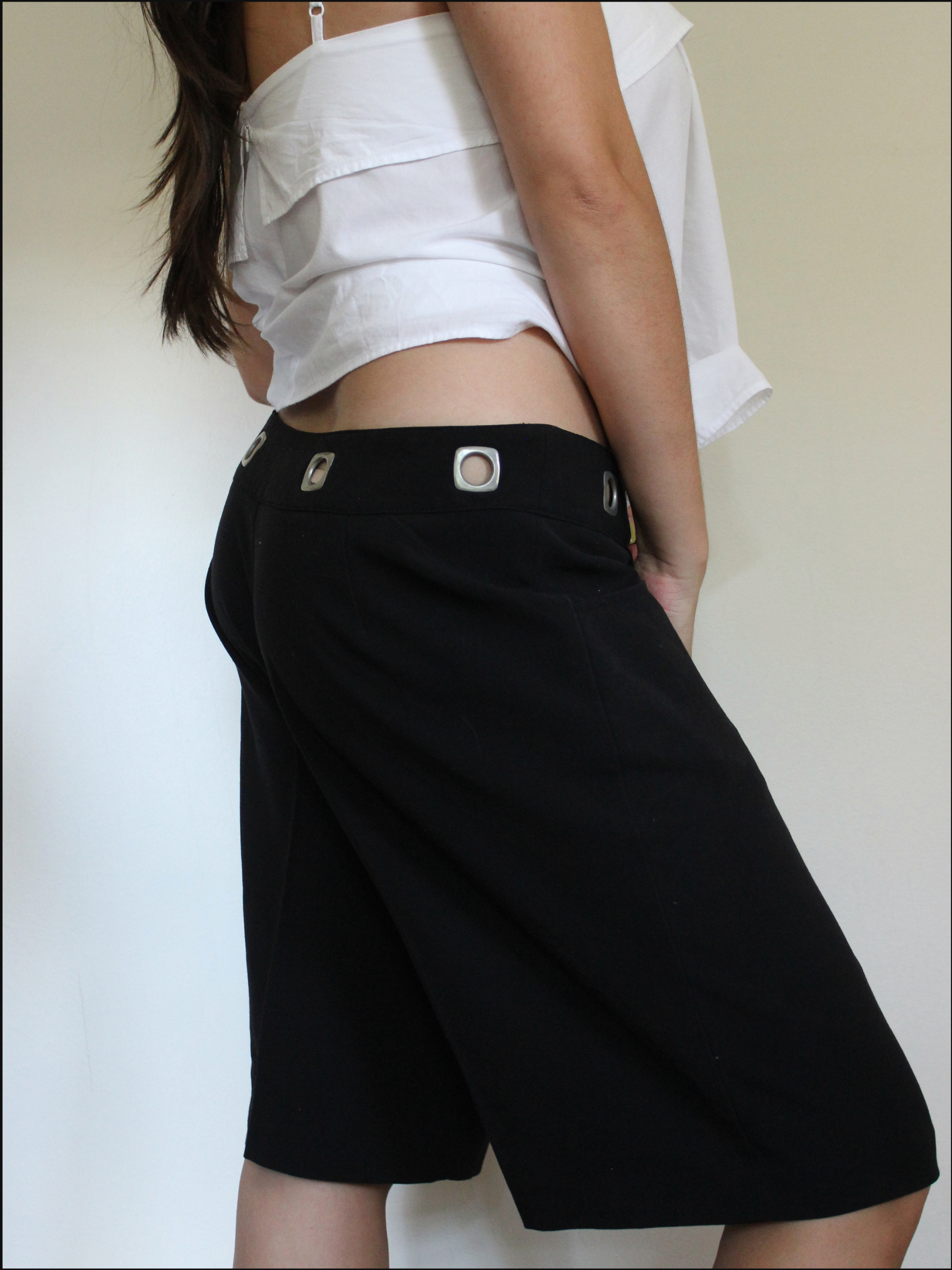 grommet shorts cover (9).png