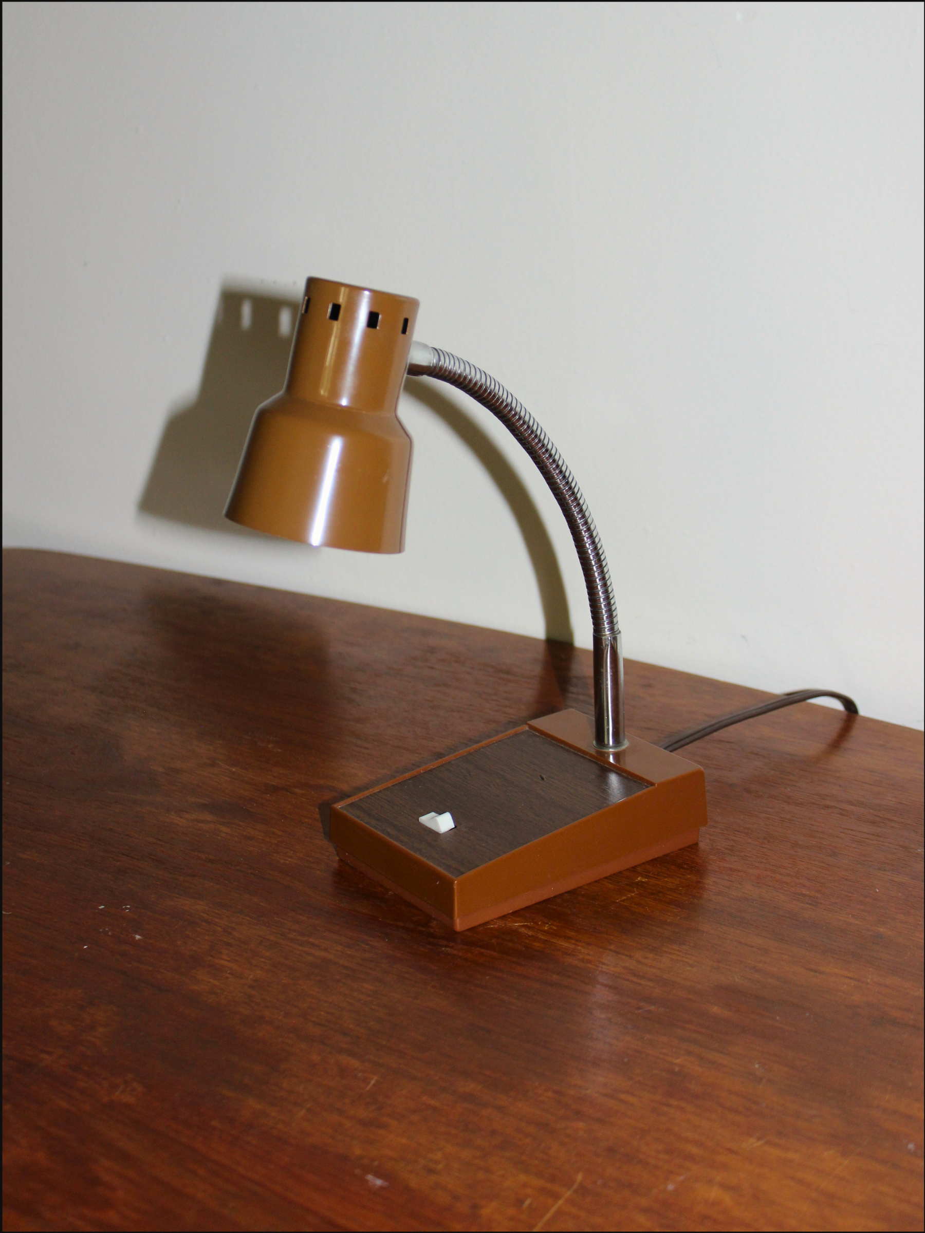 brown lamp cover (5).png