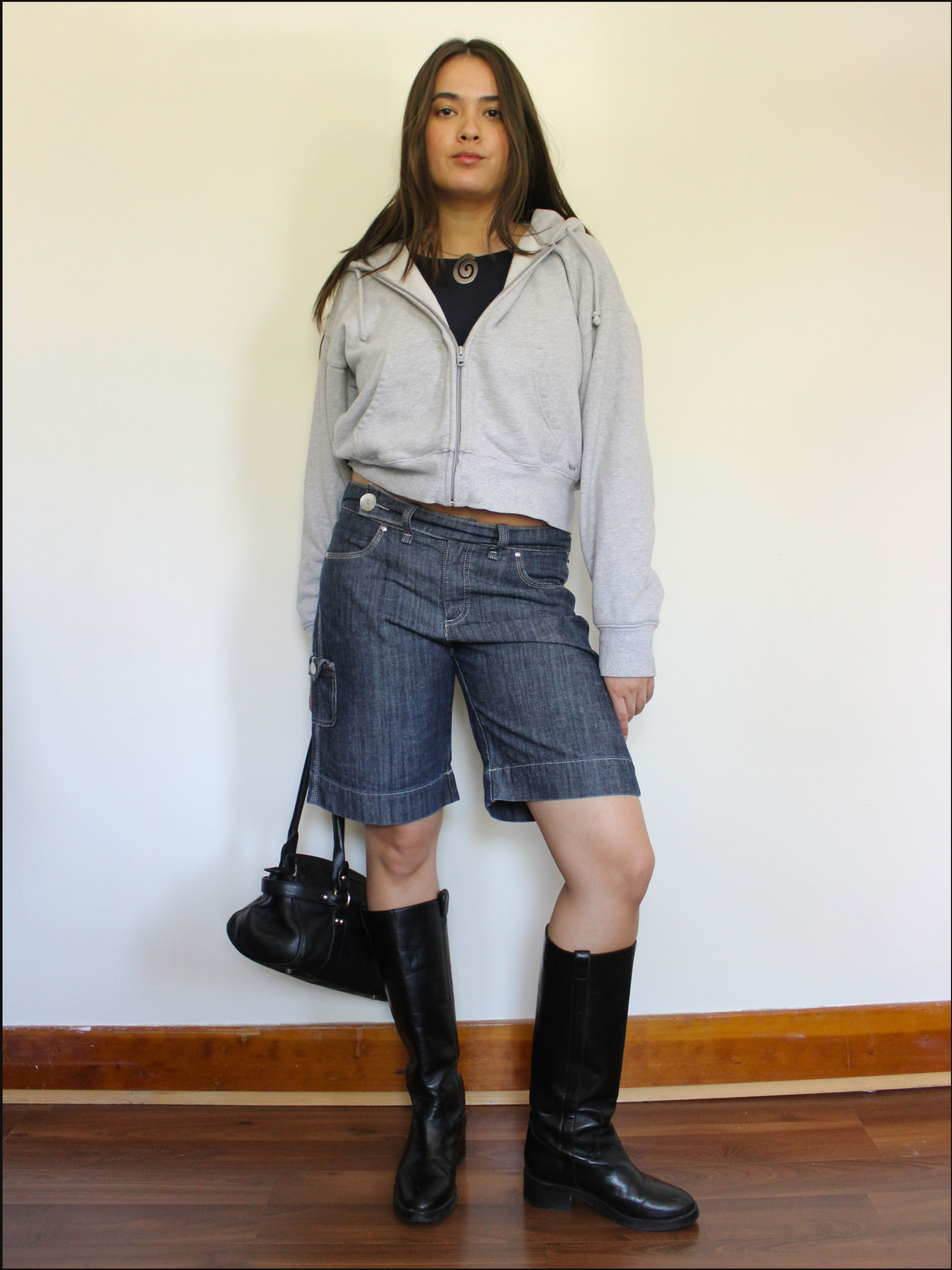 shell button shorts cover (5).png