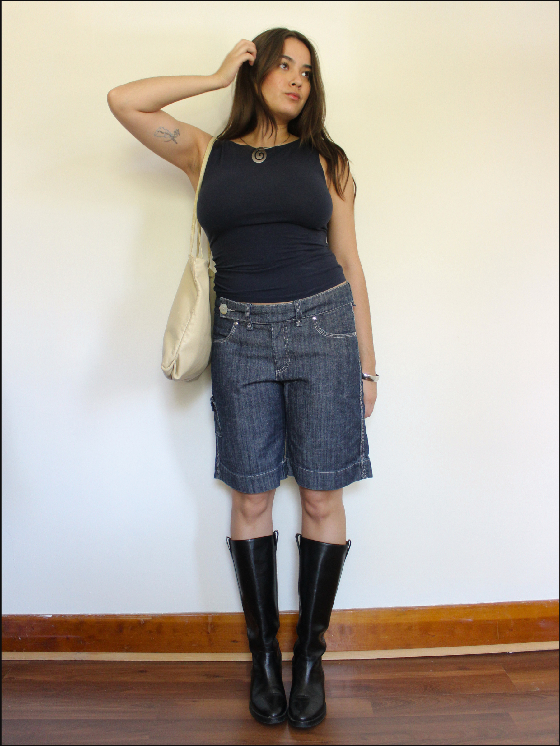 shell button shorts cover (8).png