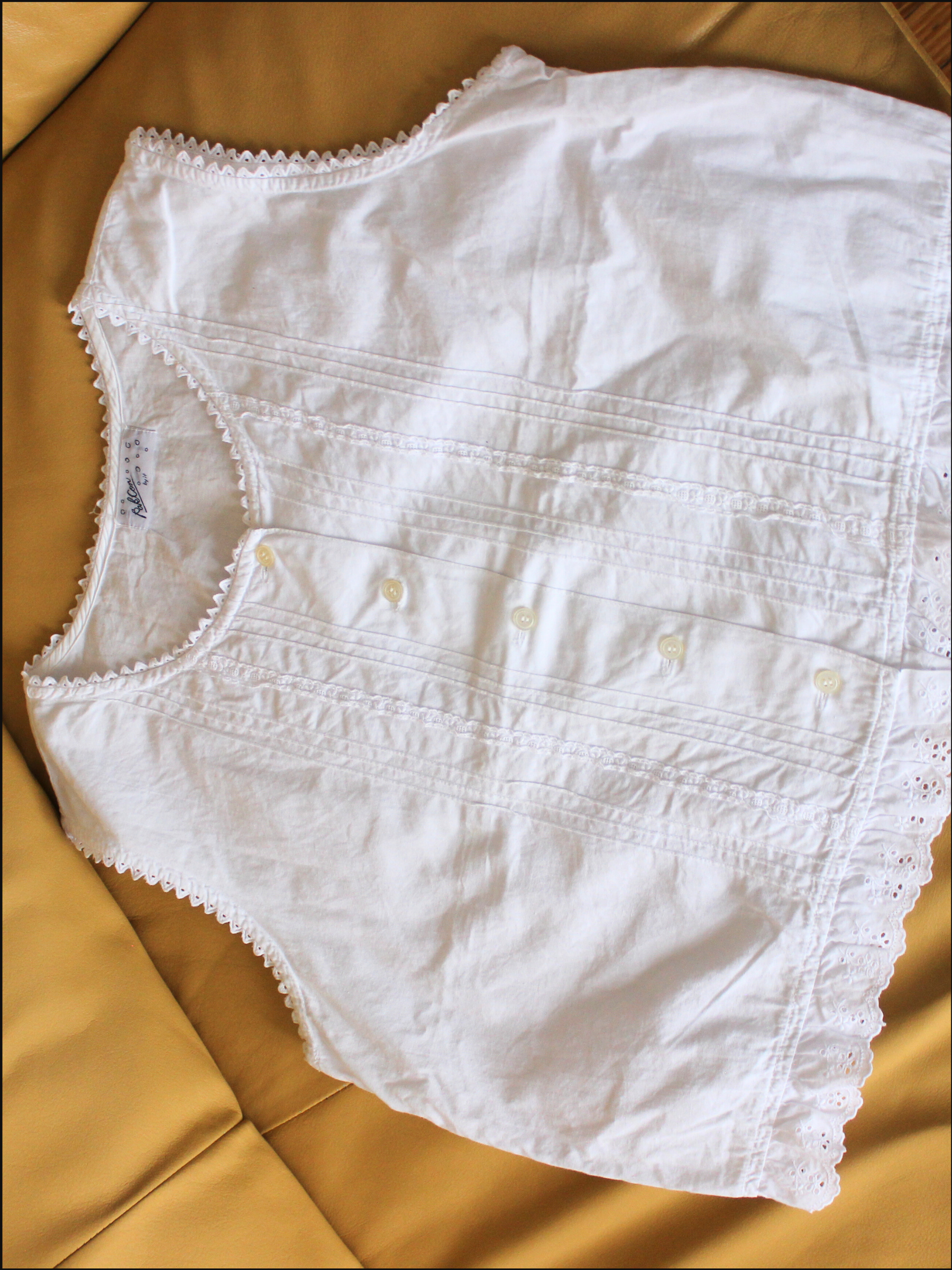 crop boxy cotton lace tank cover (5).png