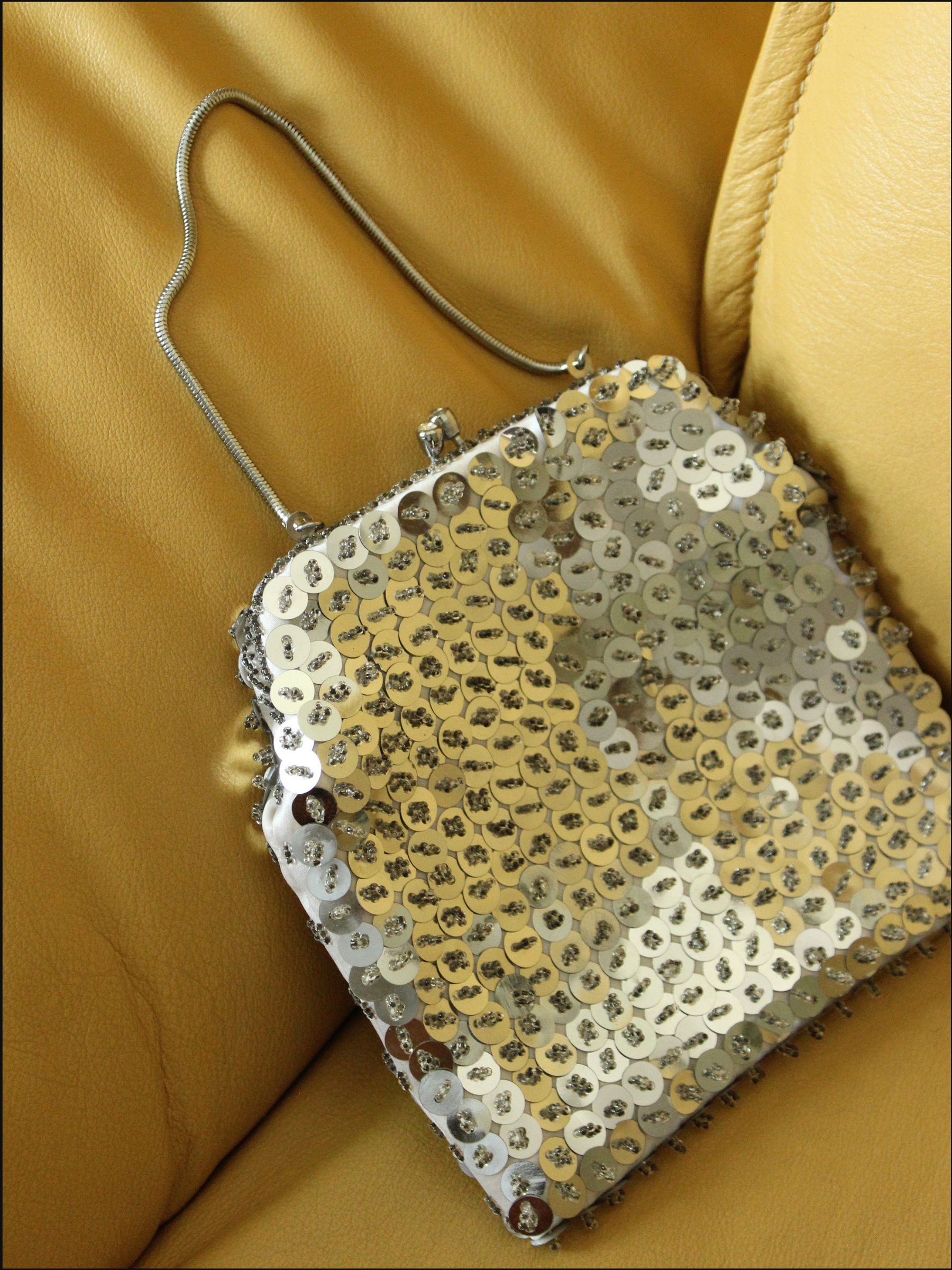 sequin purse cover (2).png