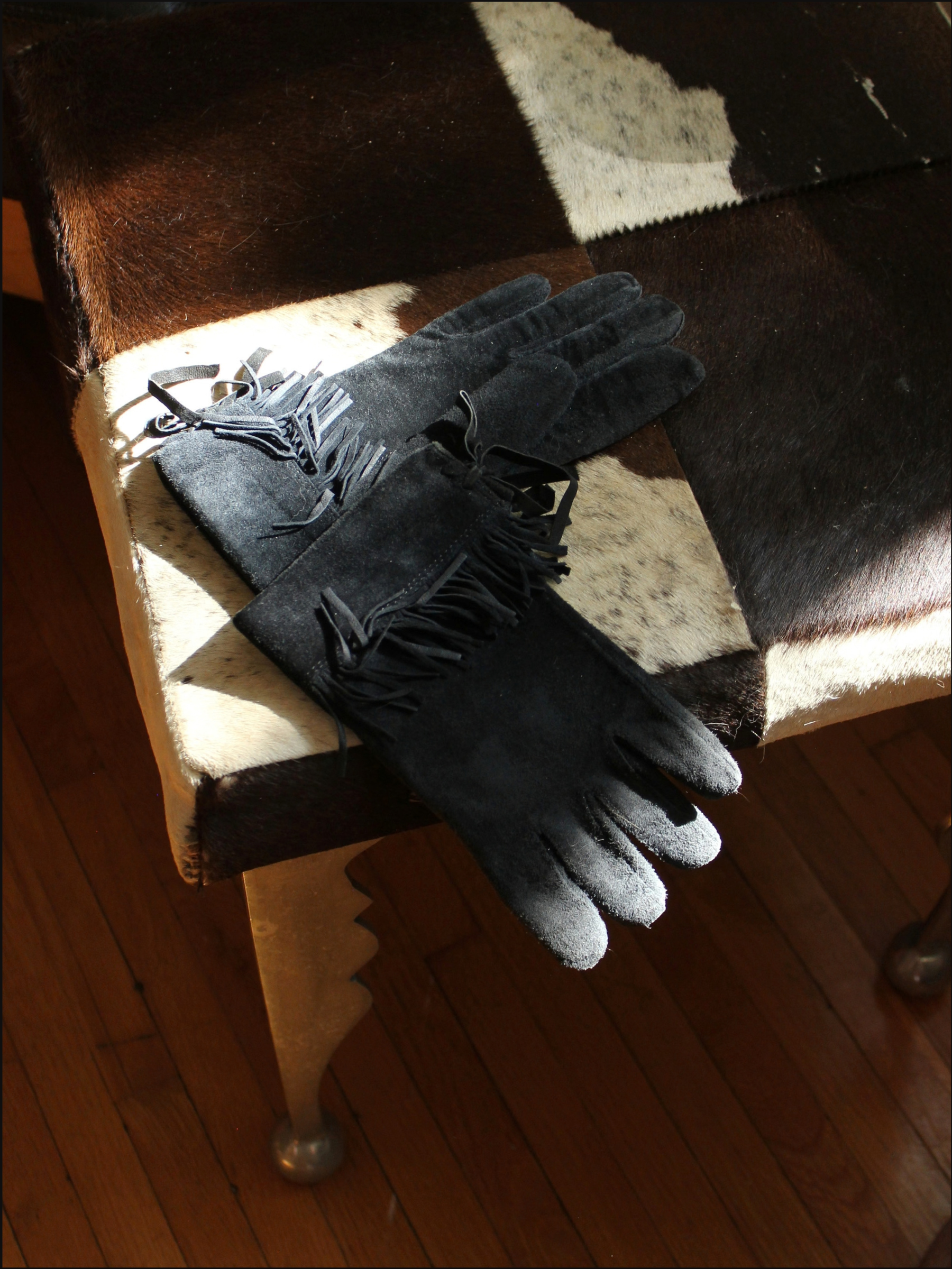 Suede Fringe Gloves