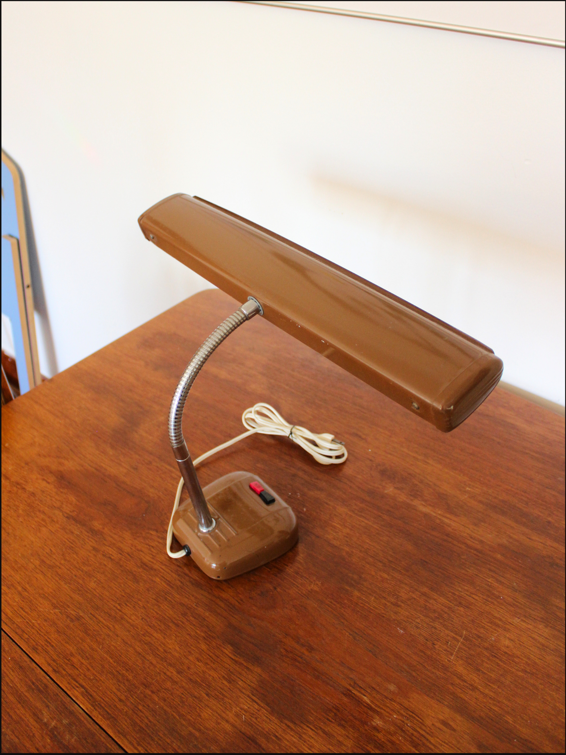 brown desk lamp cover (11).png