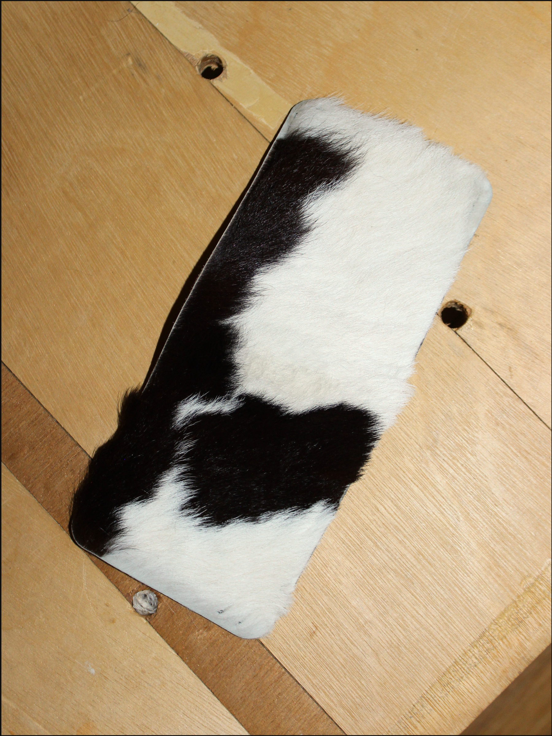 cowhide wallets cover (2).png