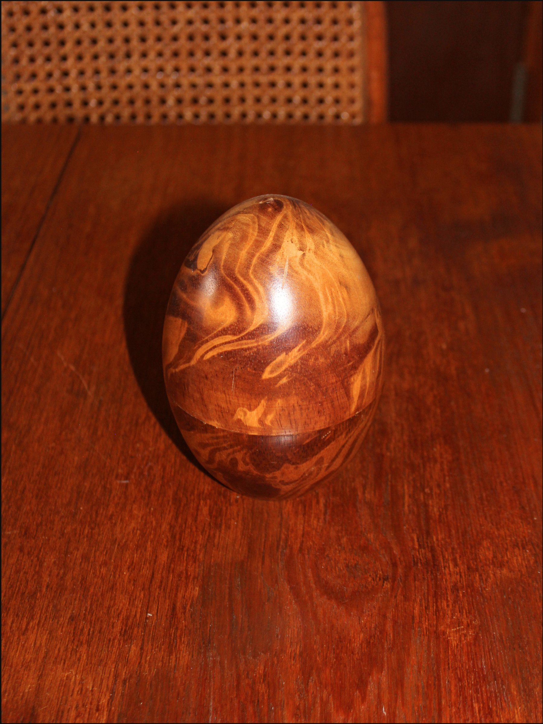 wood egg cover (5).png