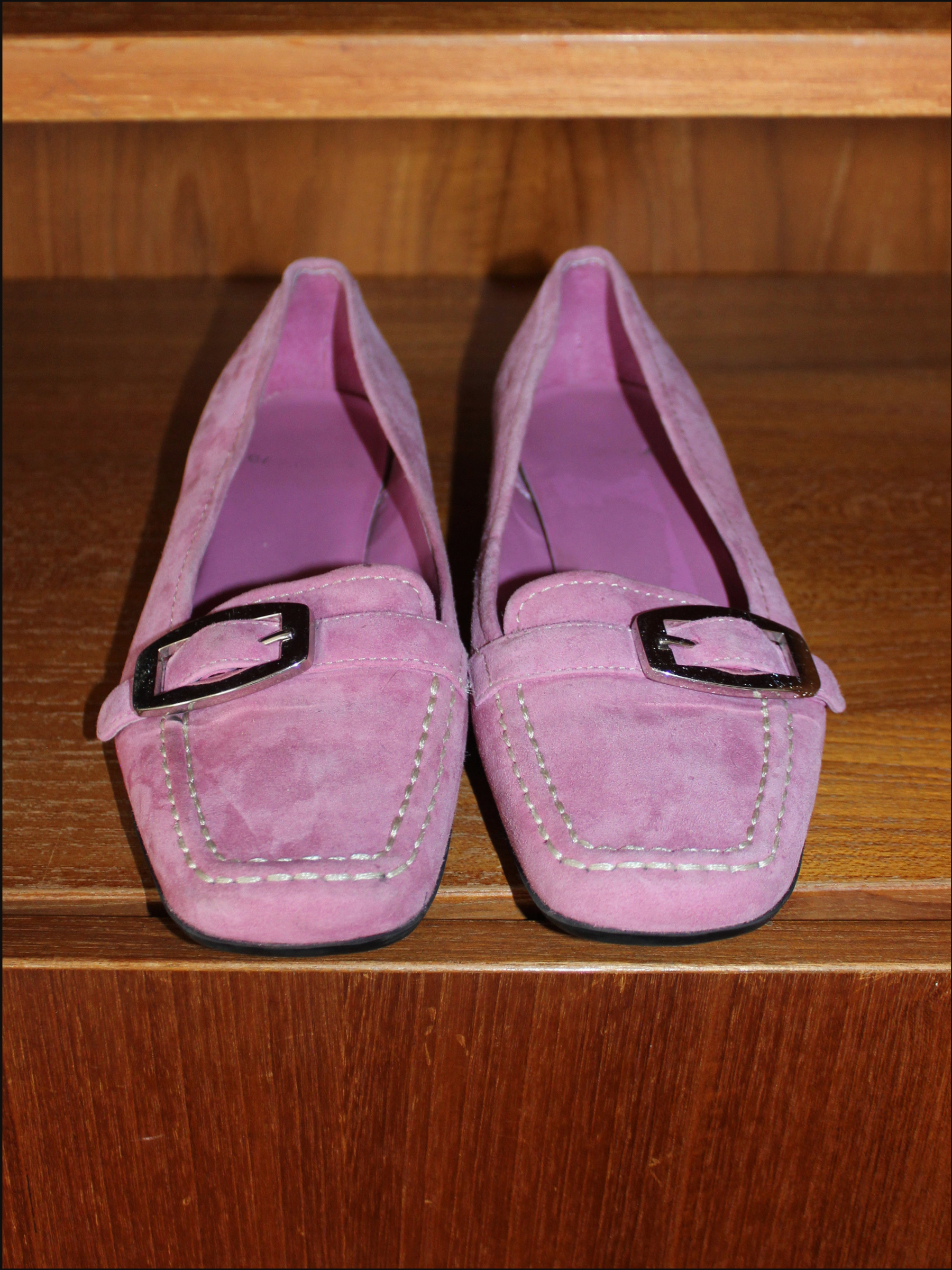 pink shoes cover (8).png