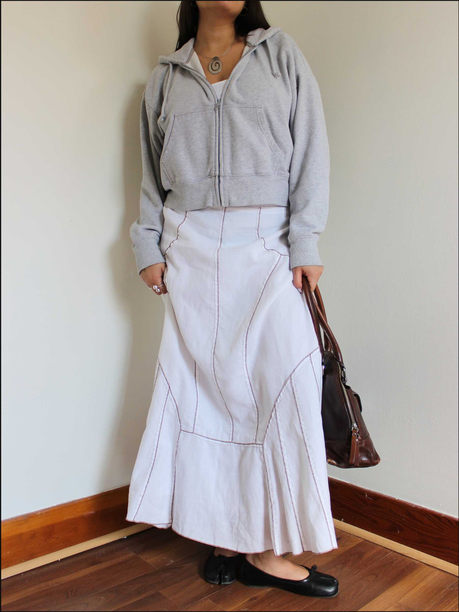 white linen skirt cover (4).png