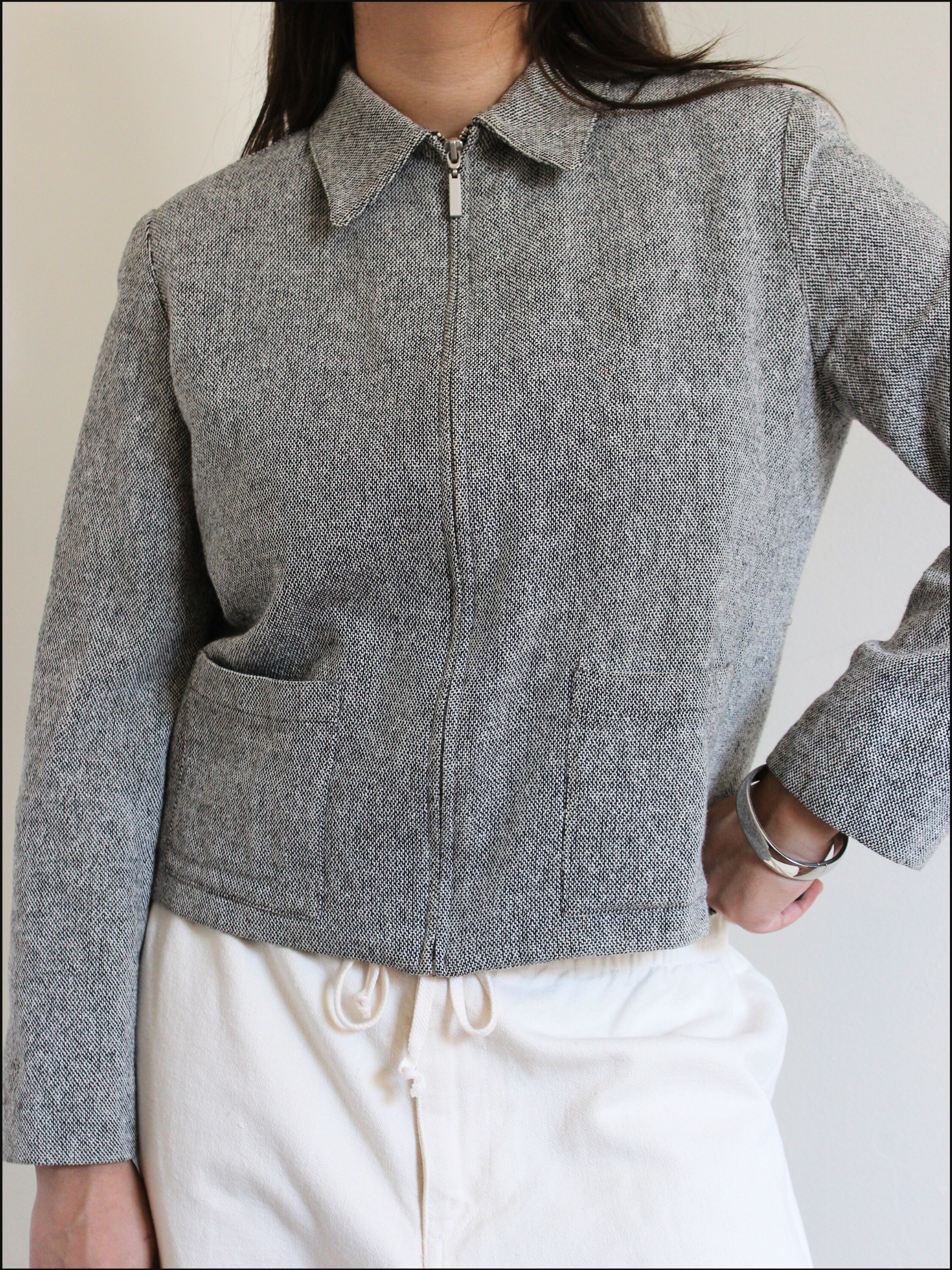 salt pep jacket cover (4).png