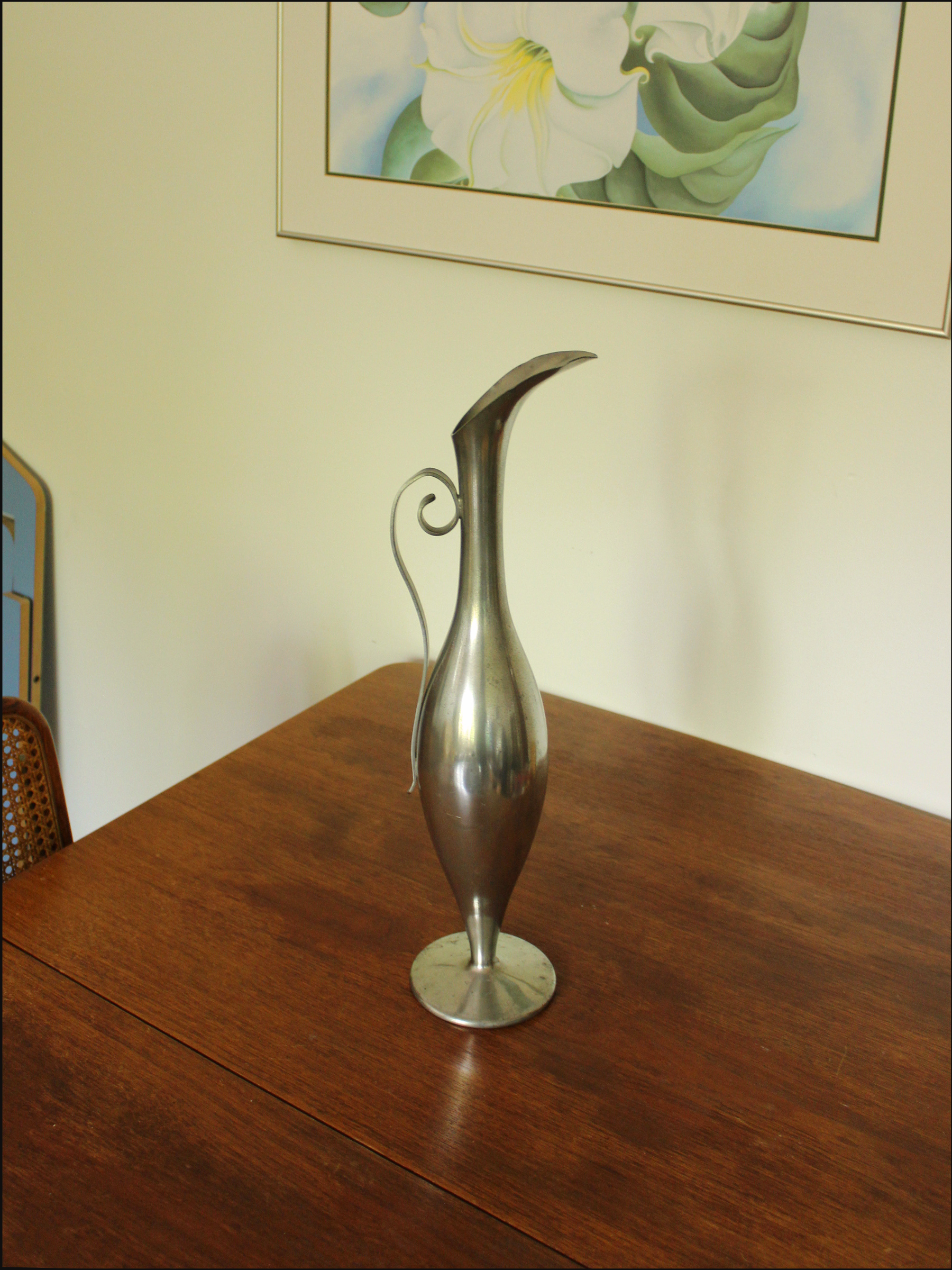 pewter spiral vase cover (13).png