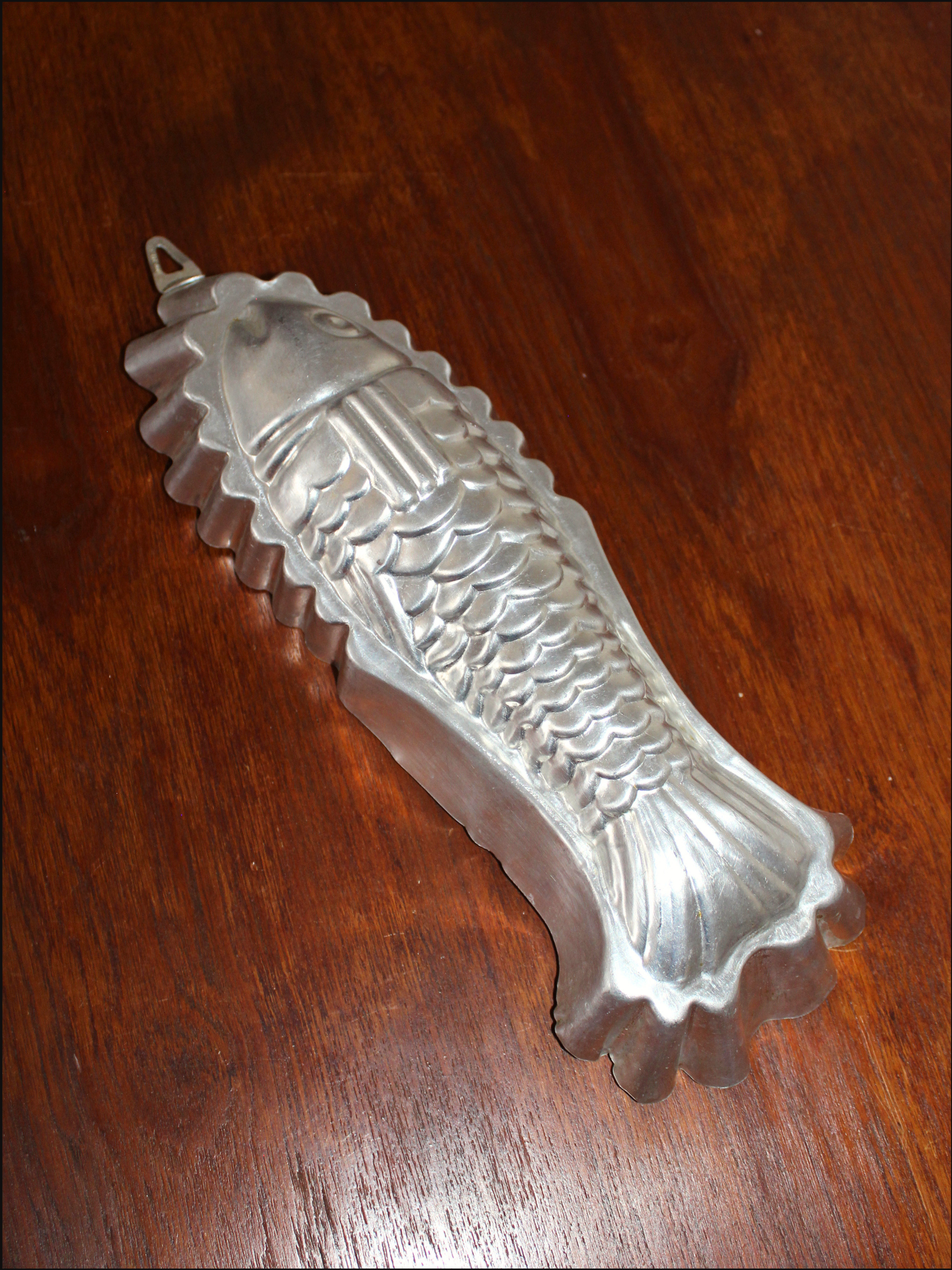 fish mould cover (7).png