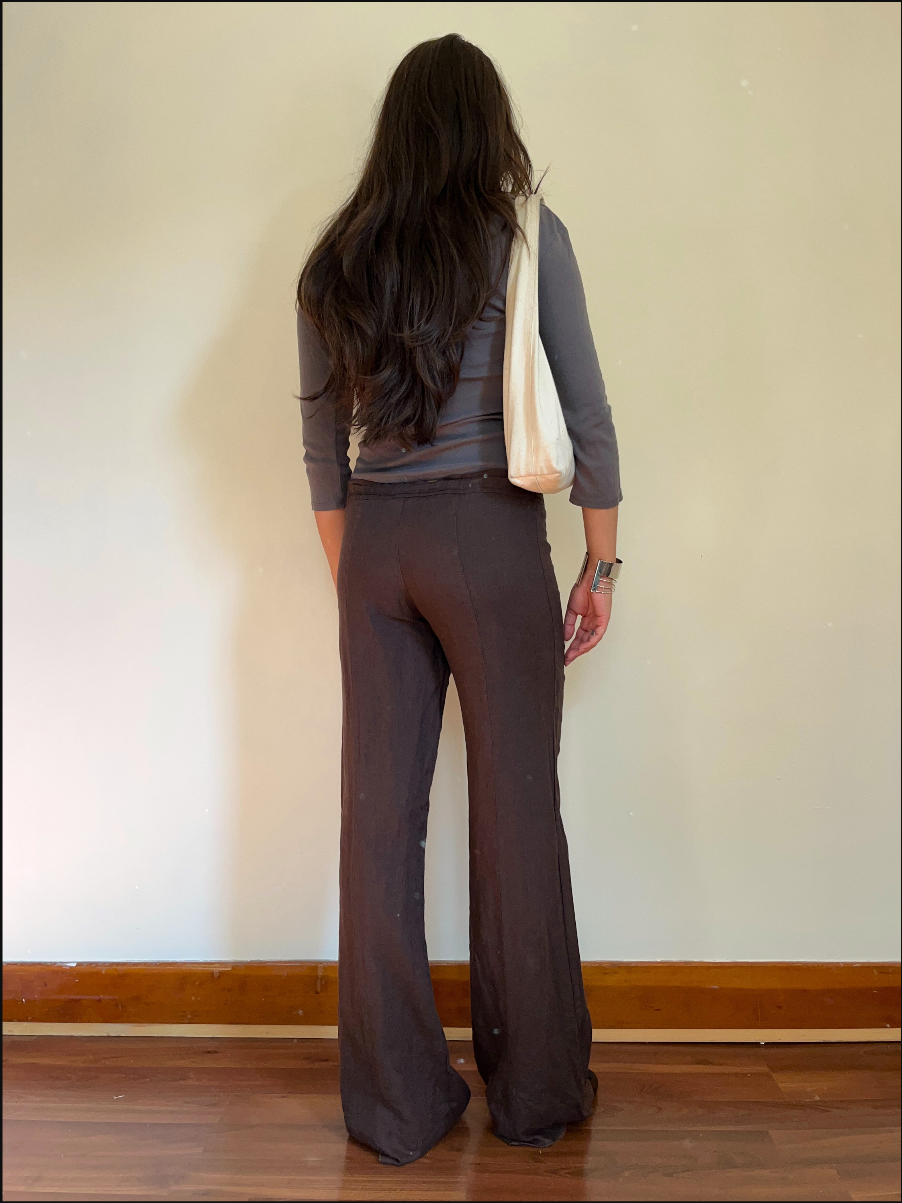 zip linen pants cover (6).png