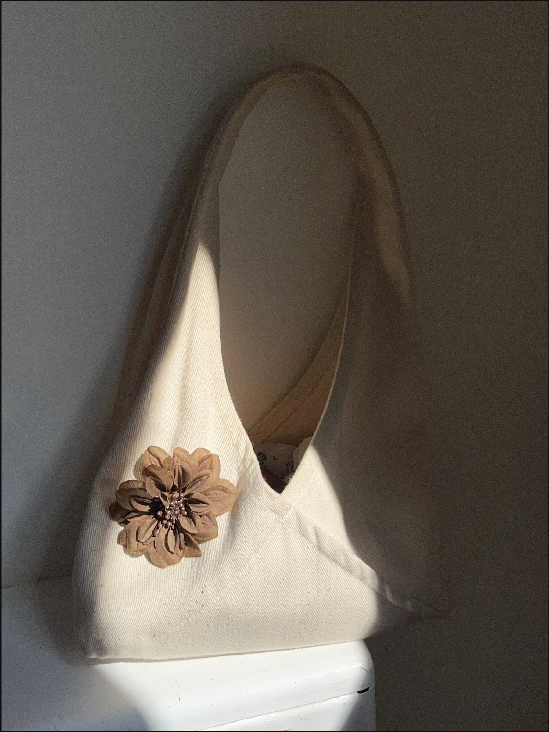 cocoa flower pin cover (2).png
