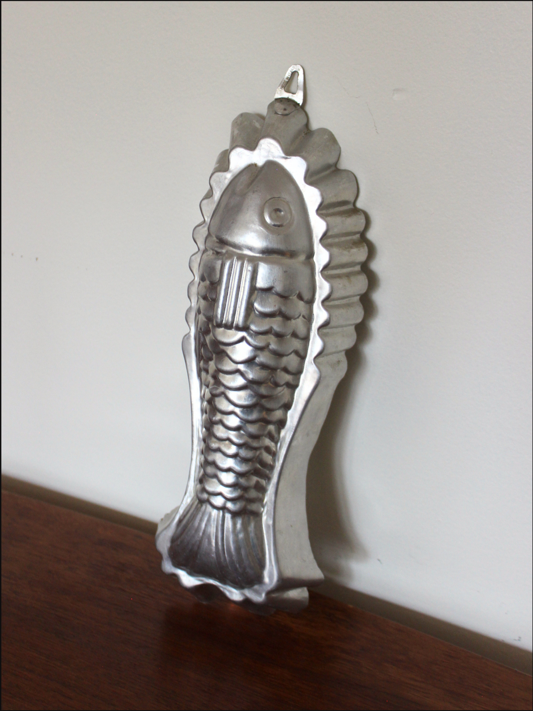 fish mould cover (5).png