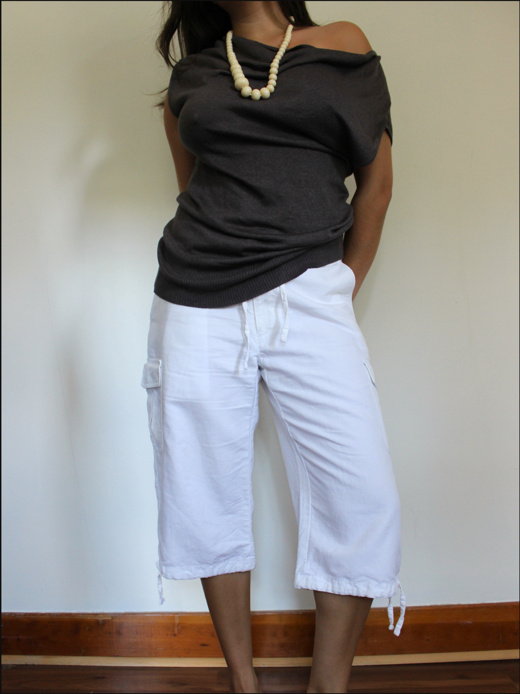 Linen/Cotton Cargo Capris — 32" Waist