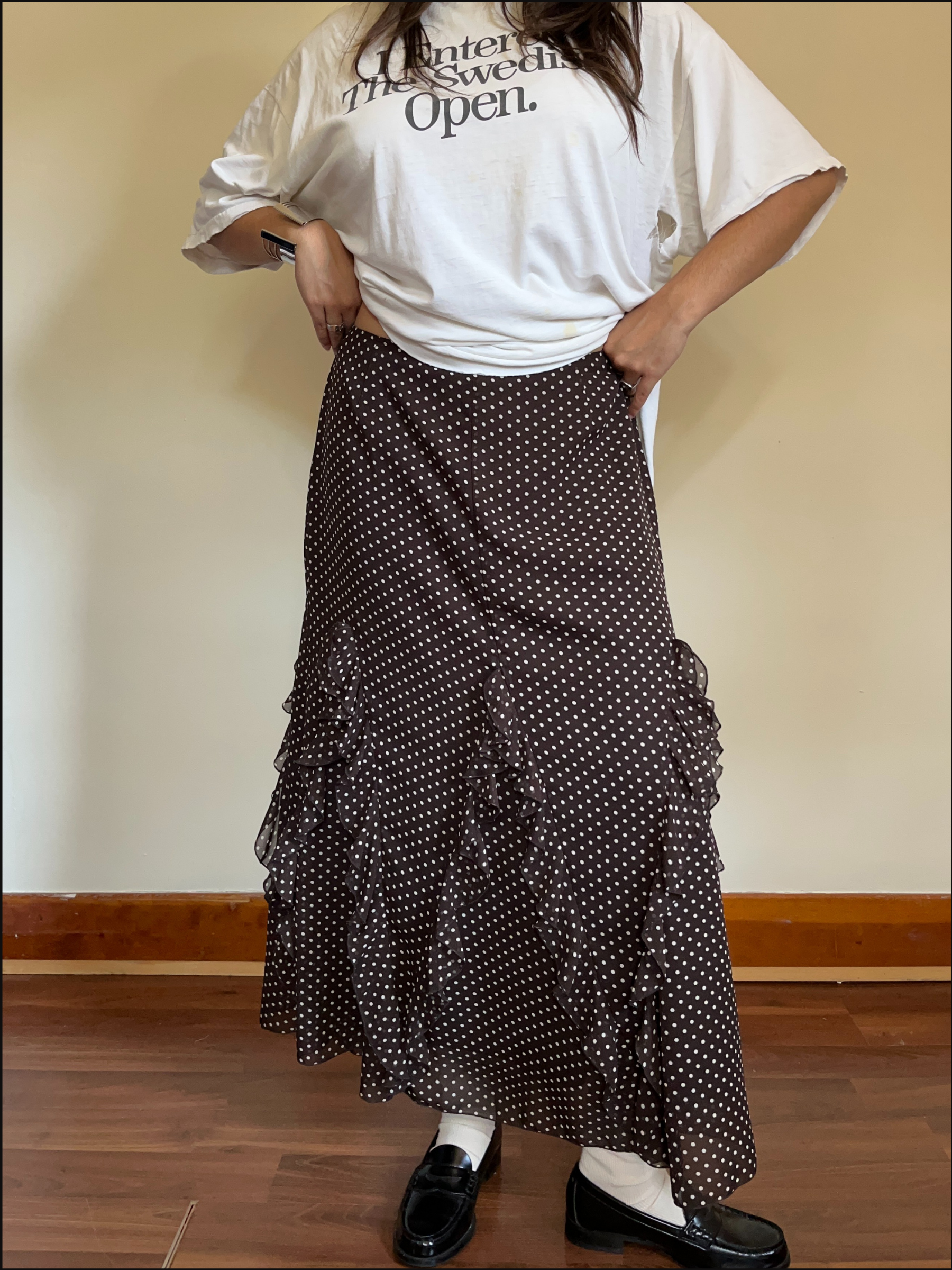 polka dot ruffle skirt cover (10).png