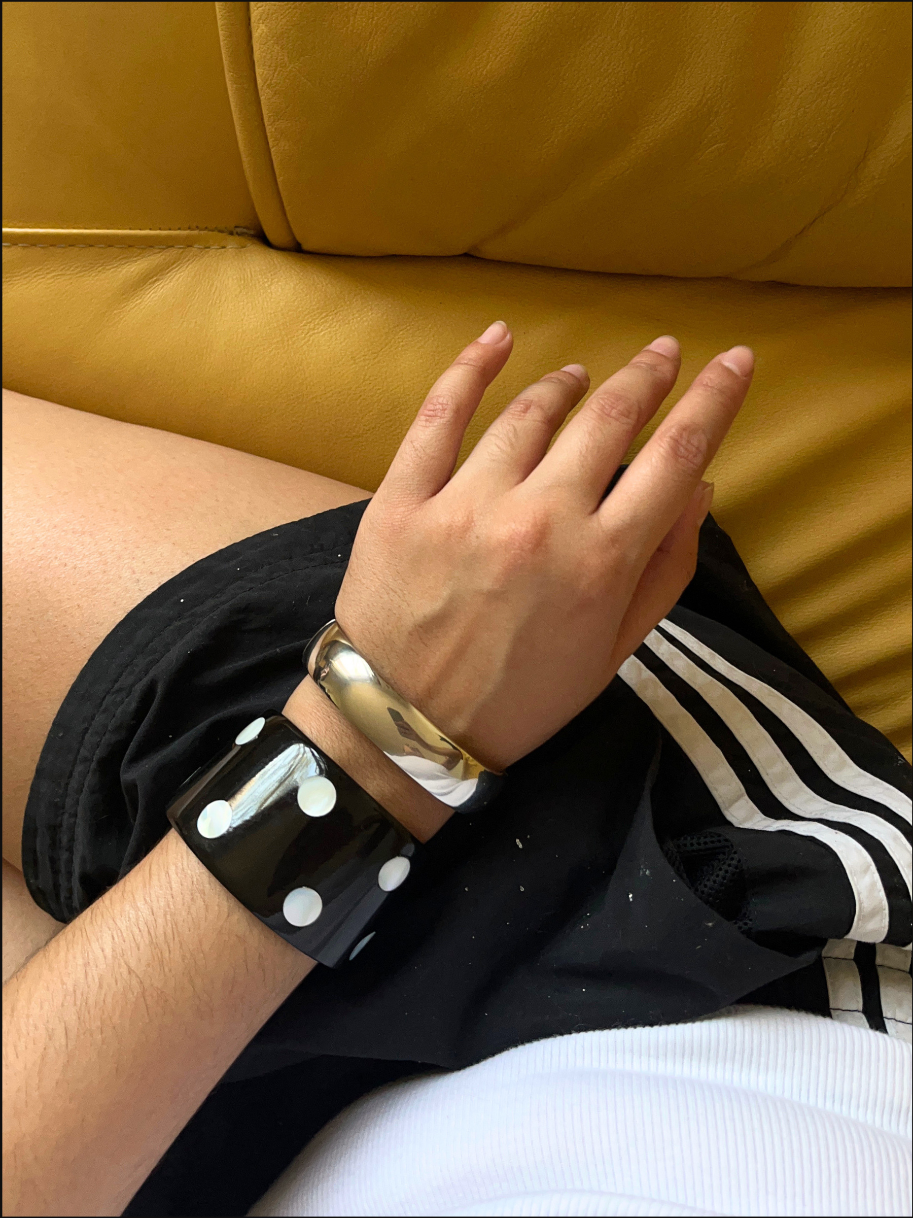 polka dot cuff cover (2).png