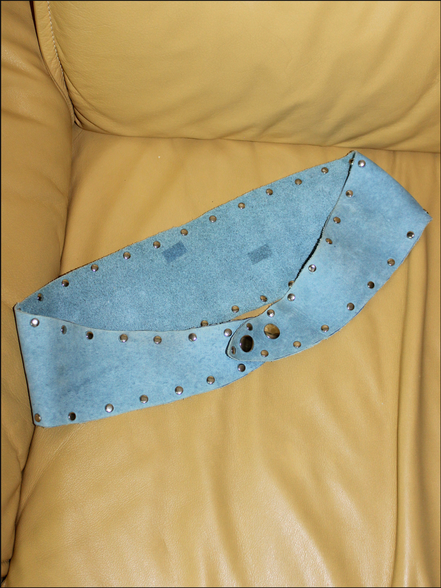 blue stud belt cover (2).png