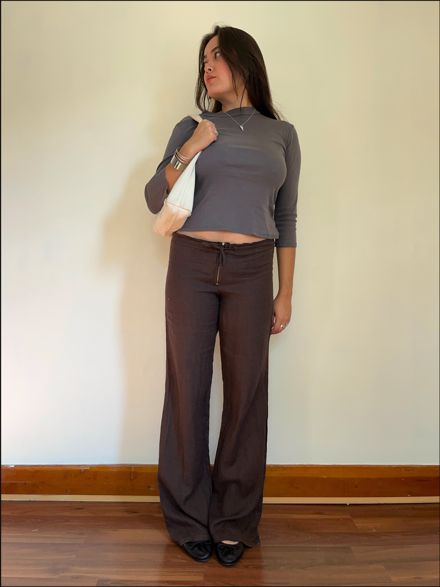 zip linen pants cover (5).png